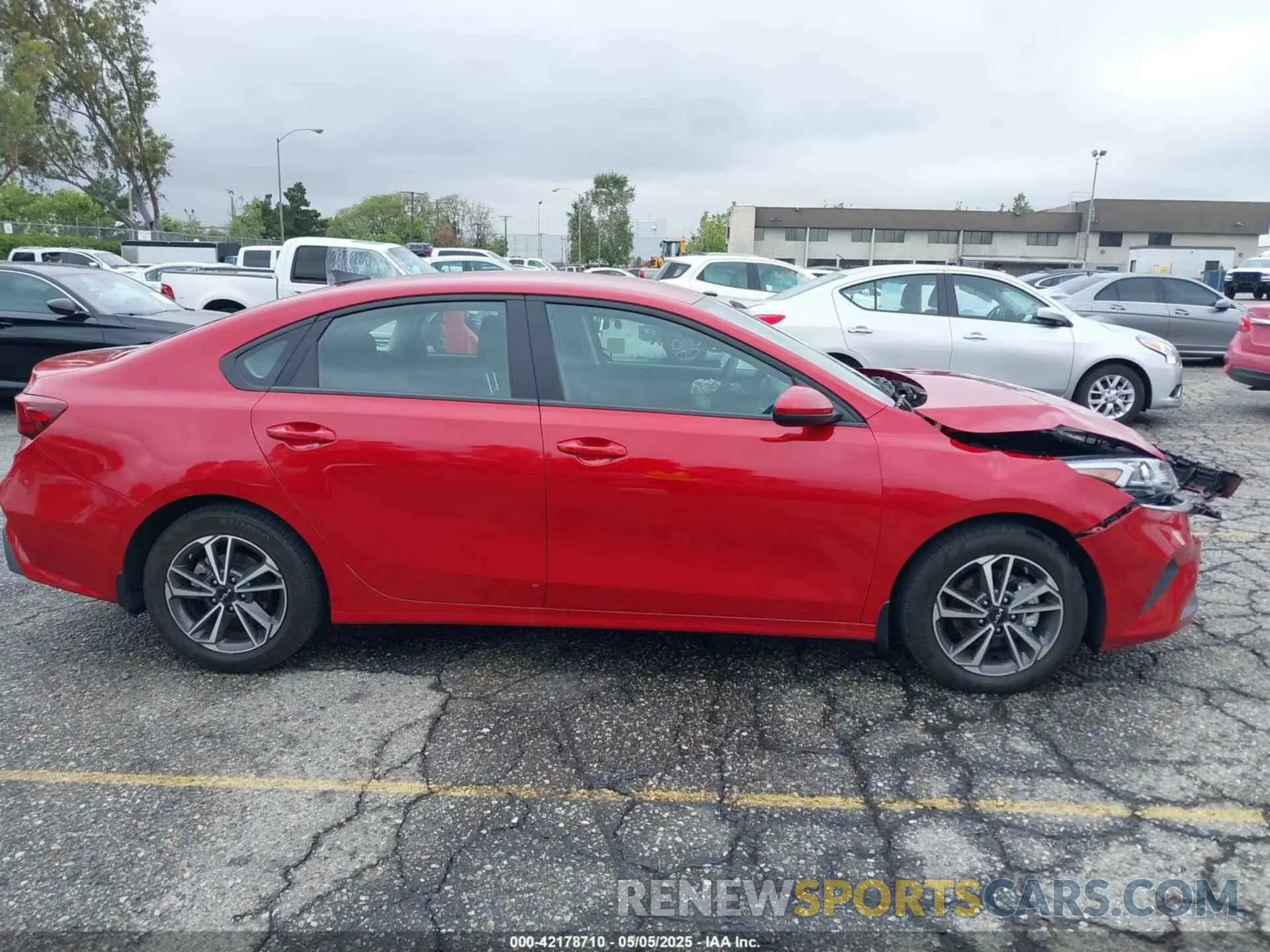 13 Фотография поврежденного автомобиля 3KPF24AD9PE682410 KIA FORTE 2023