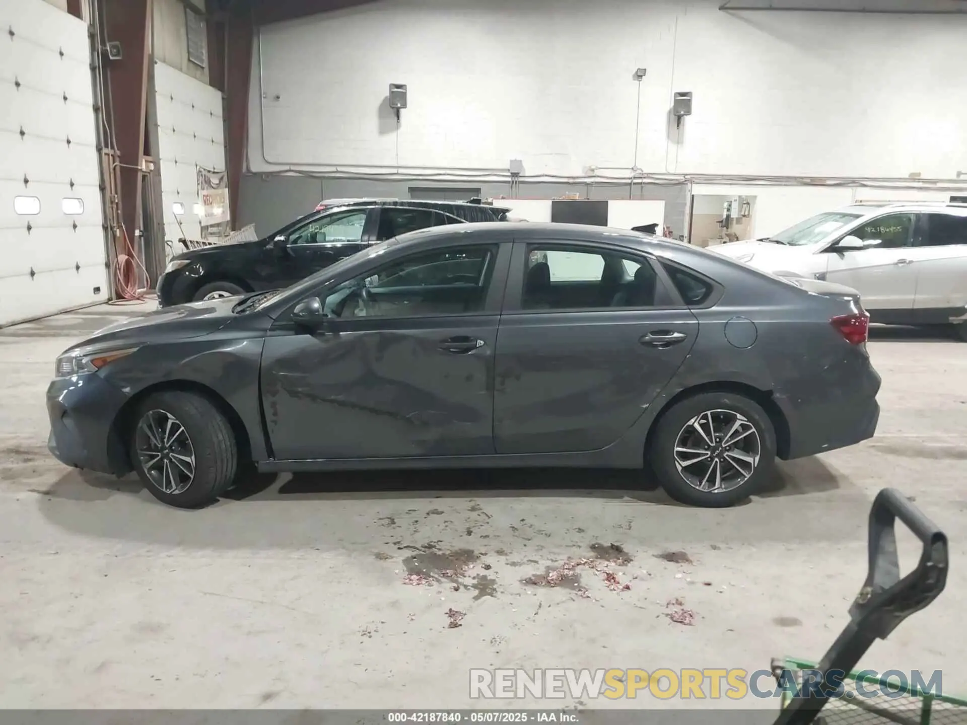 14 Фотография поврежденного автомобиля 3KPF24AD9PE691351 KIA FORTE 2023