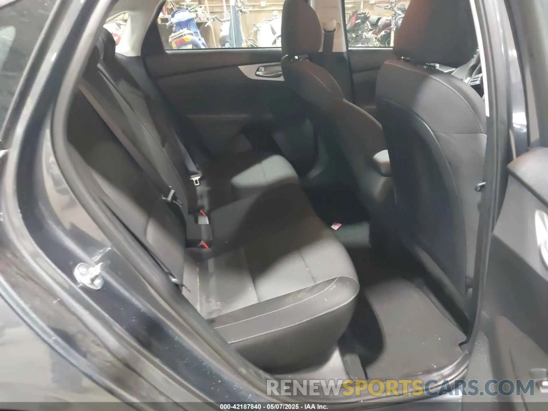 8 Фотография поврежденного автомобиля 3KPF24AD9PE691351 KIA FORTE 2023