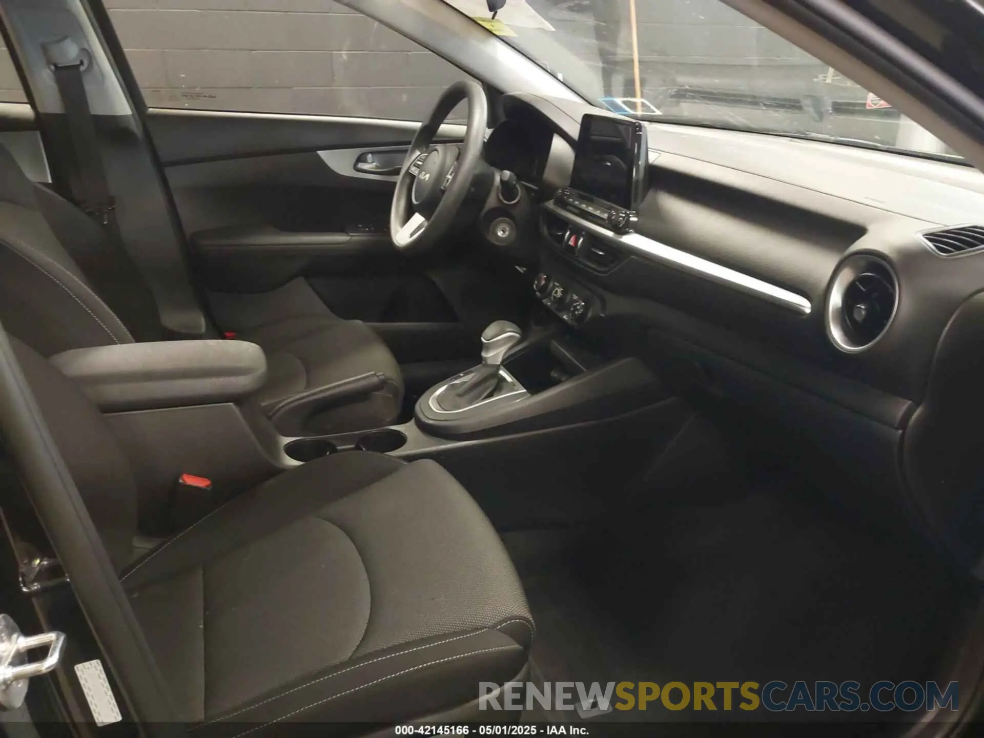 5 Фотография поврежденного автомобиля 3KPF24ADXPE553768 KIA FORTE 2023