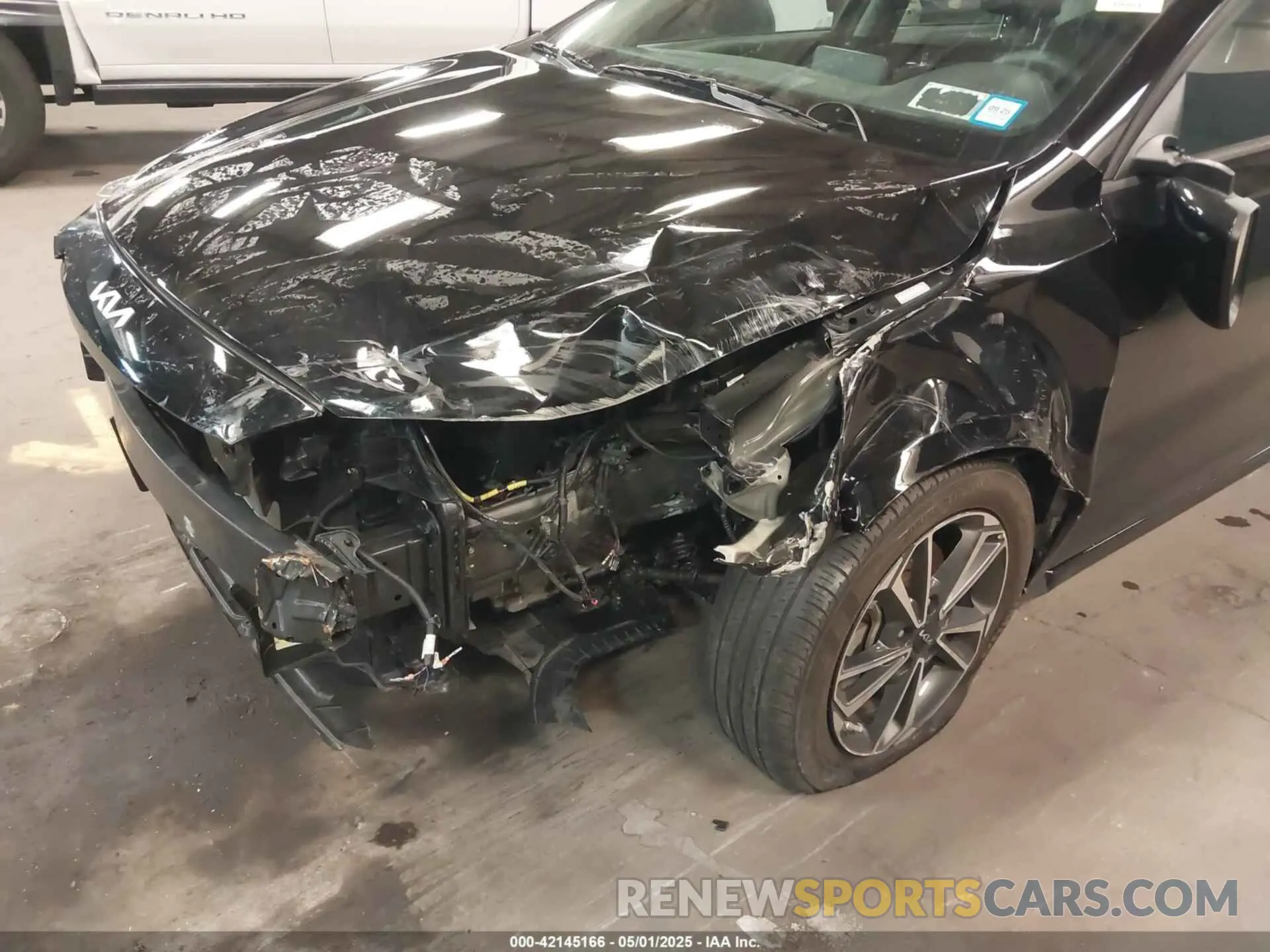 6 Фотография поврежденного автомобиля 3KPF24ADXPE553768 KIA FORTE 2023