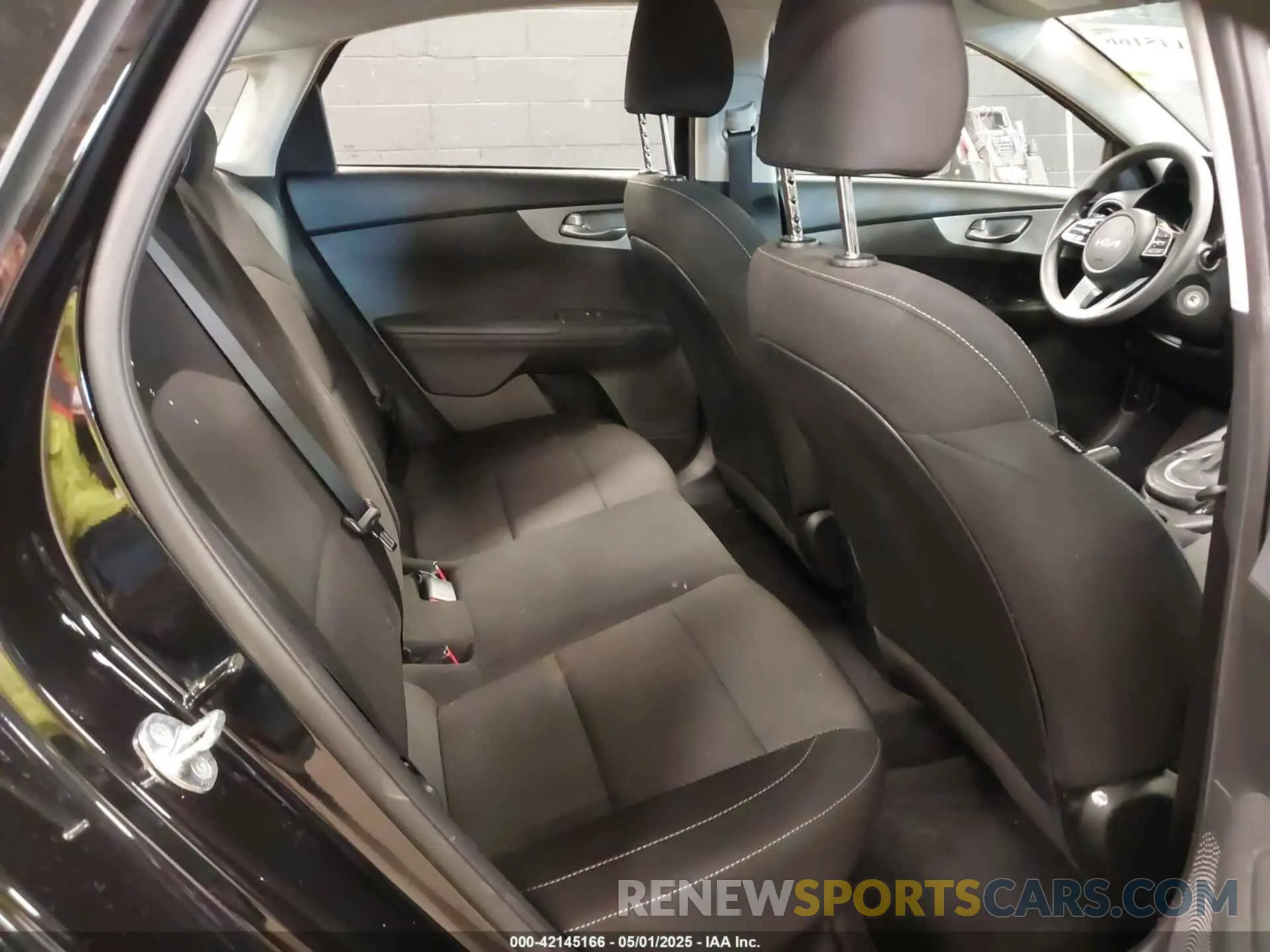 8 Фотография поврежденного автомобиля 3KPF24ADXPE553768 KIA FORTE 2023