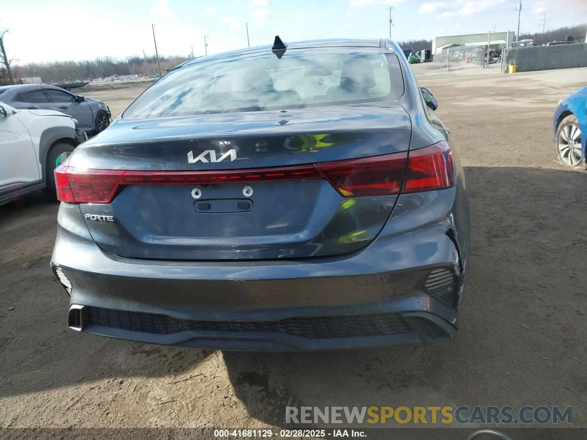 16 Фотография поврежденного автомобиля 3KPF24ADXPE555987 KIA FORTE 2023