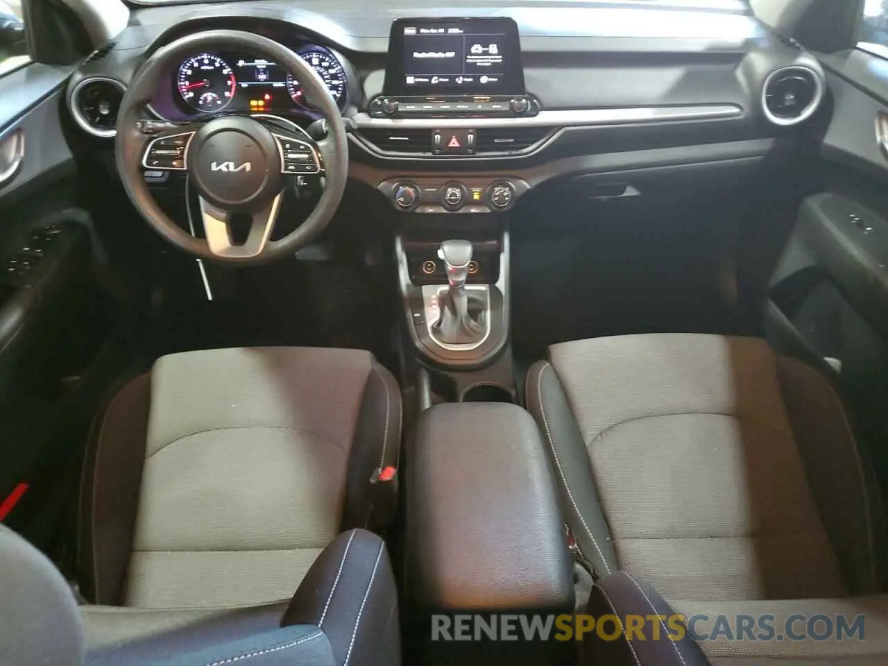 8 Фотография поврежденного автомобиля 3KPF24ADXPE573941 KIA FORTE 2023