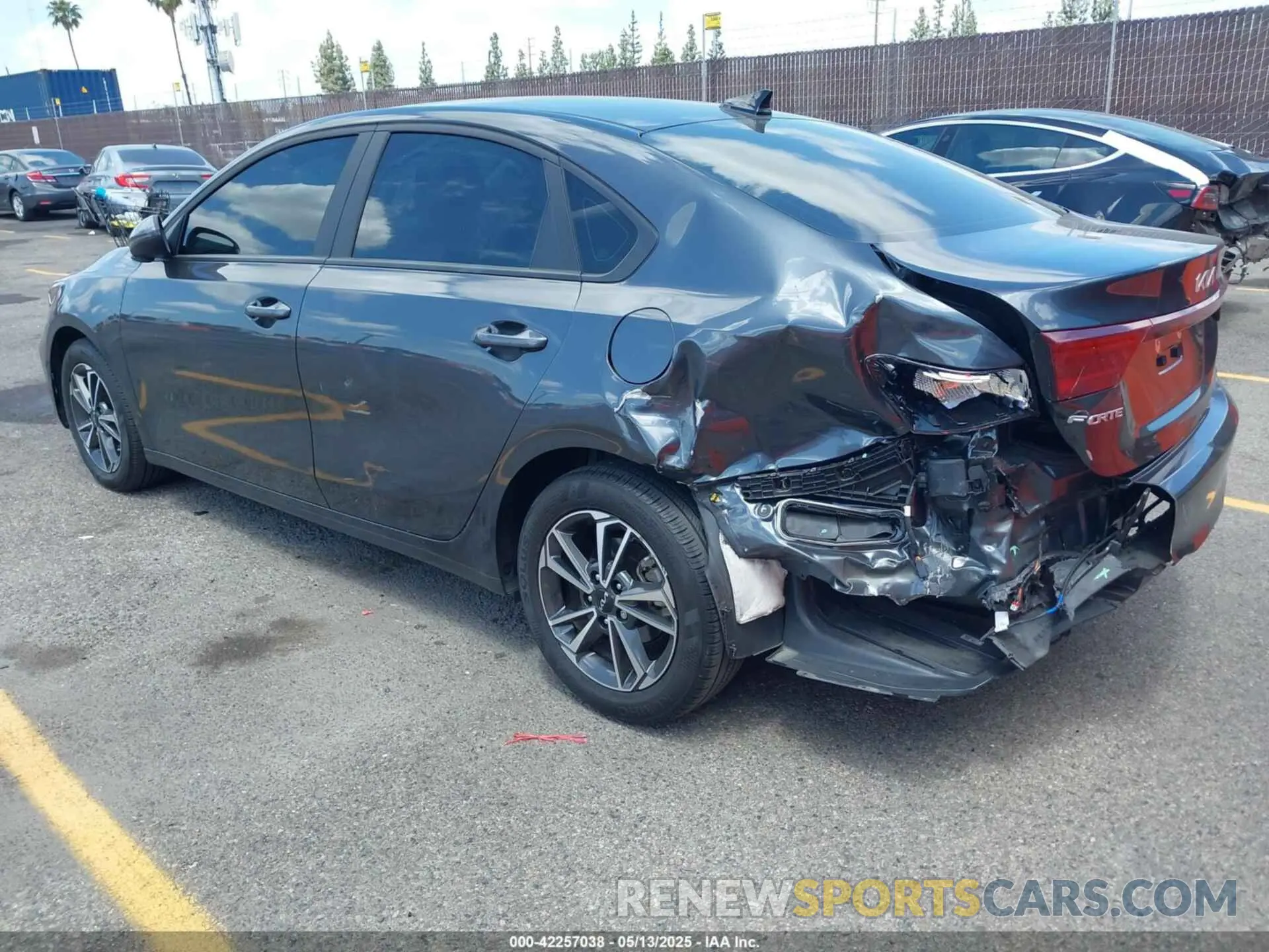 3 Фотография поврежденного автомобиля 3KPF24ADXPE608509 KIA FORTE 2023