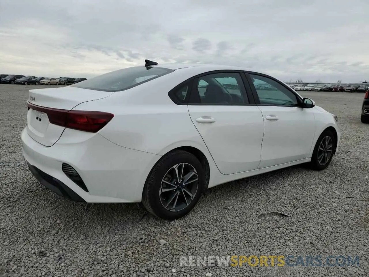 3 Фотография поврежденного автомобиля 3KPF24ADXPE635905 KIA FORTE 2023