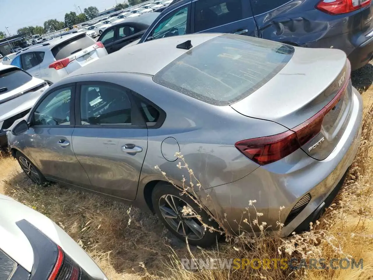 2 Фотография поврежденного автомобиля 3KPF24ADXPE647181 KIA FORTE 2023