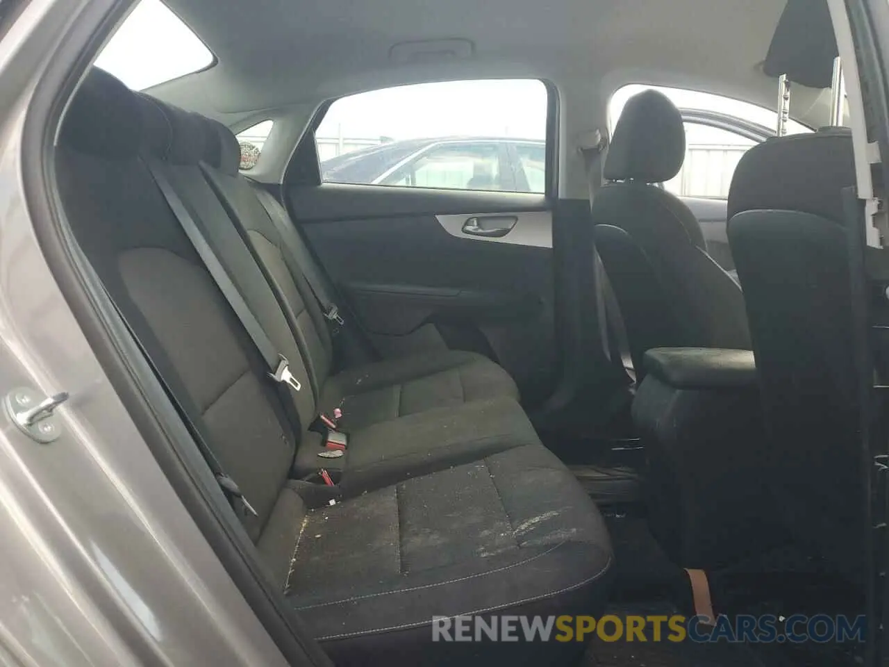 10 Фотография поврежденного автомобиля 3KPF24ADXPE674087 KIA FORTE 2023