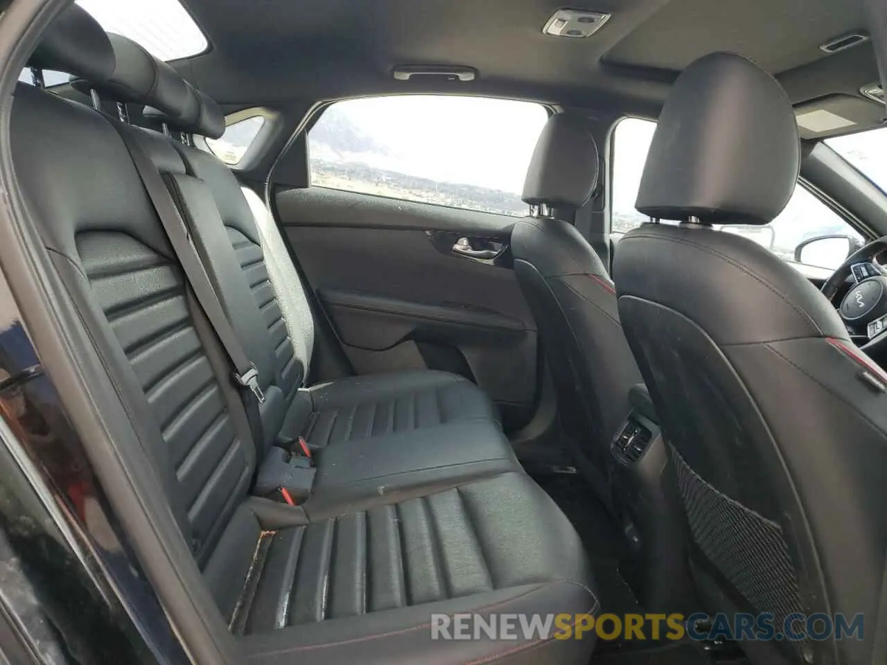 10 Фотография поврежденного автомобиля 3KPF44AC1PE617617 KIA FORTE 2023