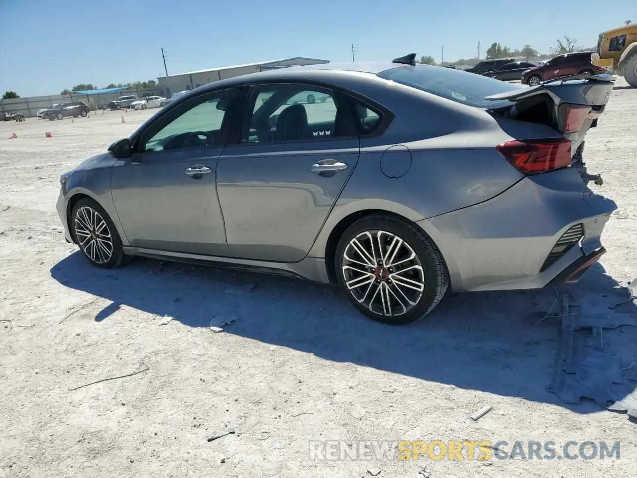 2 Фотография поврежденного автомобиля 3KPF44AC4PE513073 KIA FORTE 2023