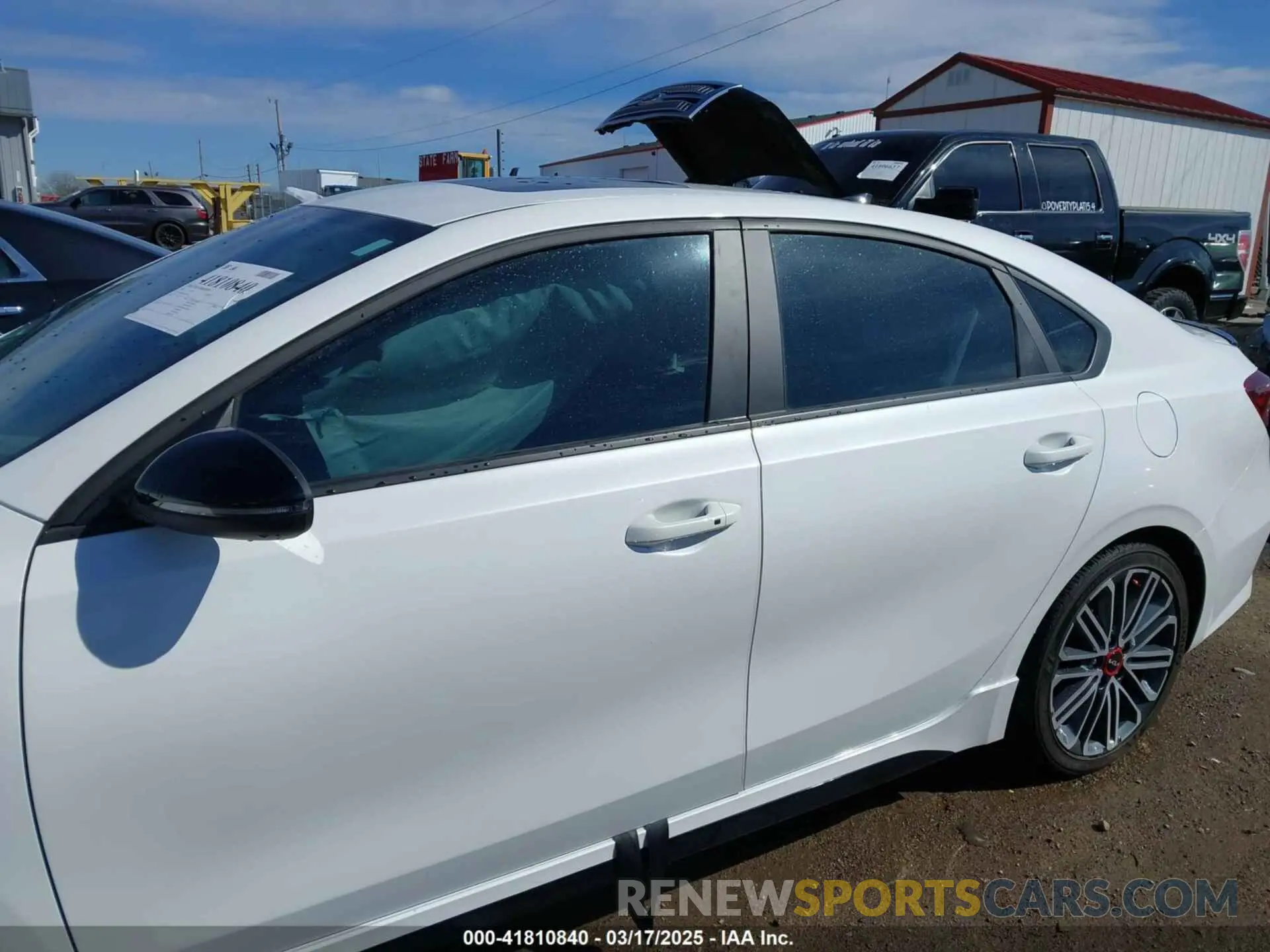 15 Photograph of a damaged car 3KPF44AC4PE540371 KIA FORTE 2023