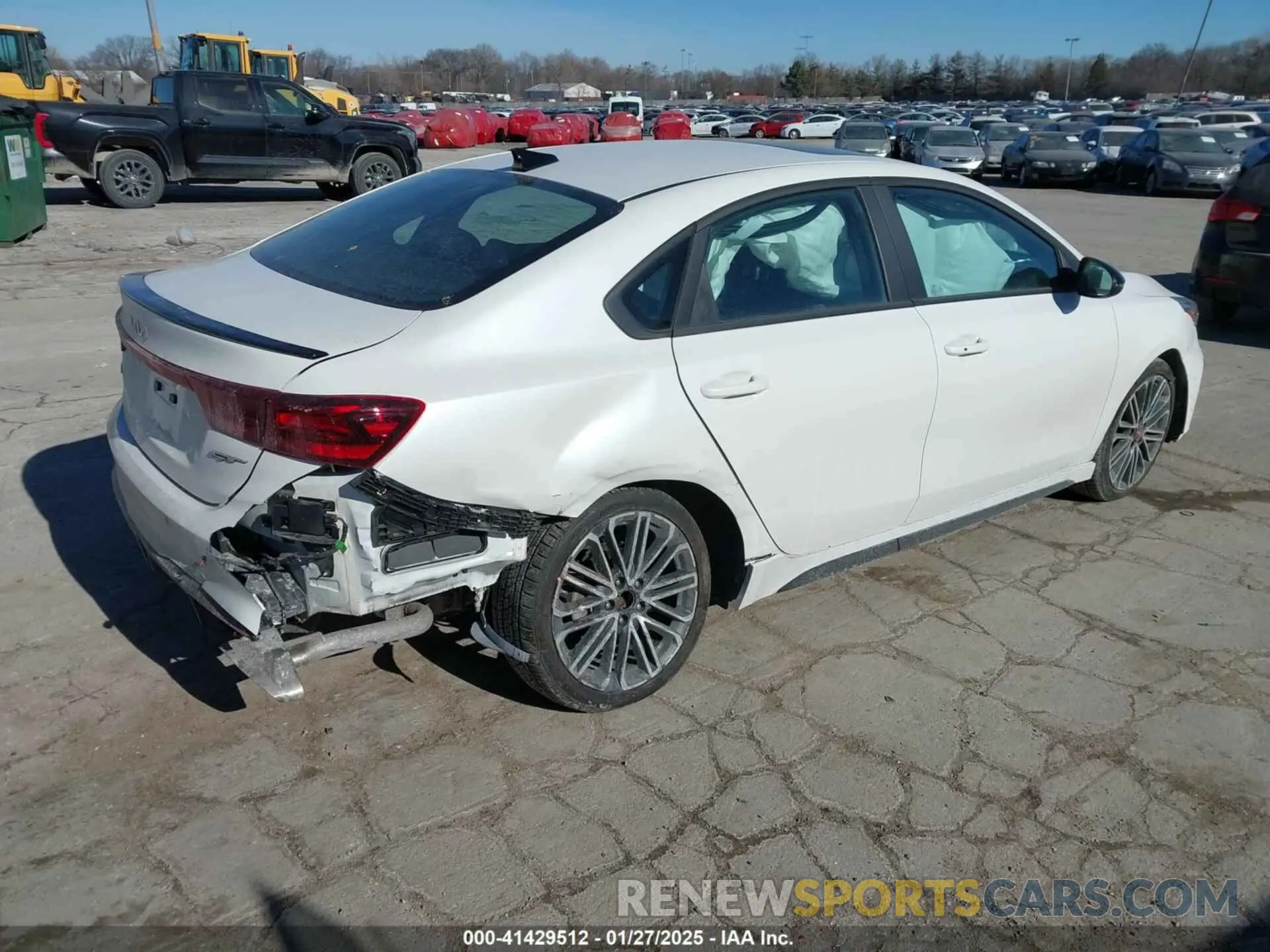 4 Фотография поврежденного автомобиля 3KPF44AC6PE680552 KIA FORTE 2023