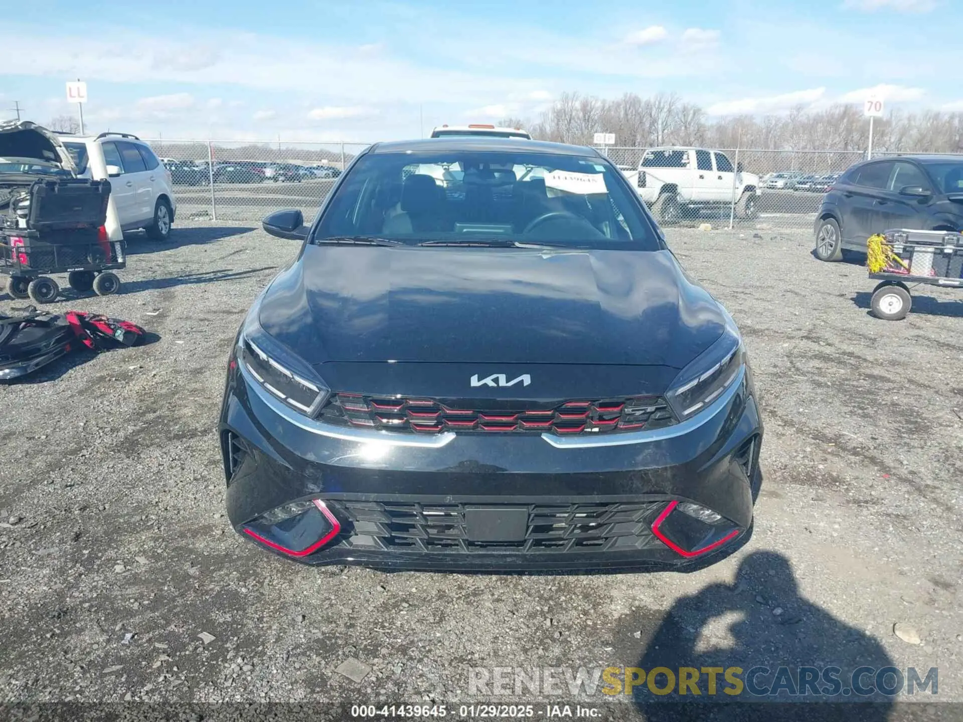 12 Фотография поврежденного автомобиля 3KPF44AC7PE639718 KIA FORTE 2023