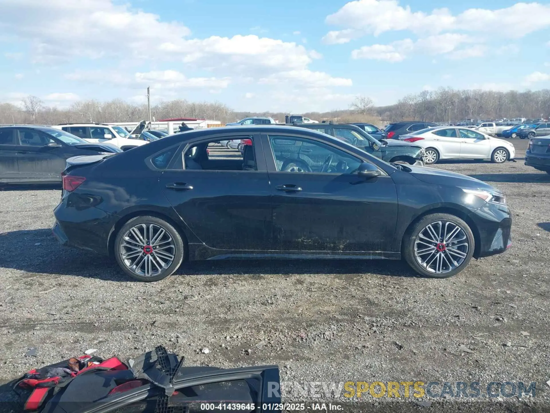 13 Фотография поврежденного автомобиля 3KPF44AC7PE639718 KIA FORTE 2023