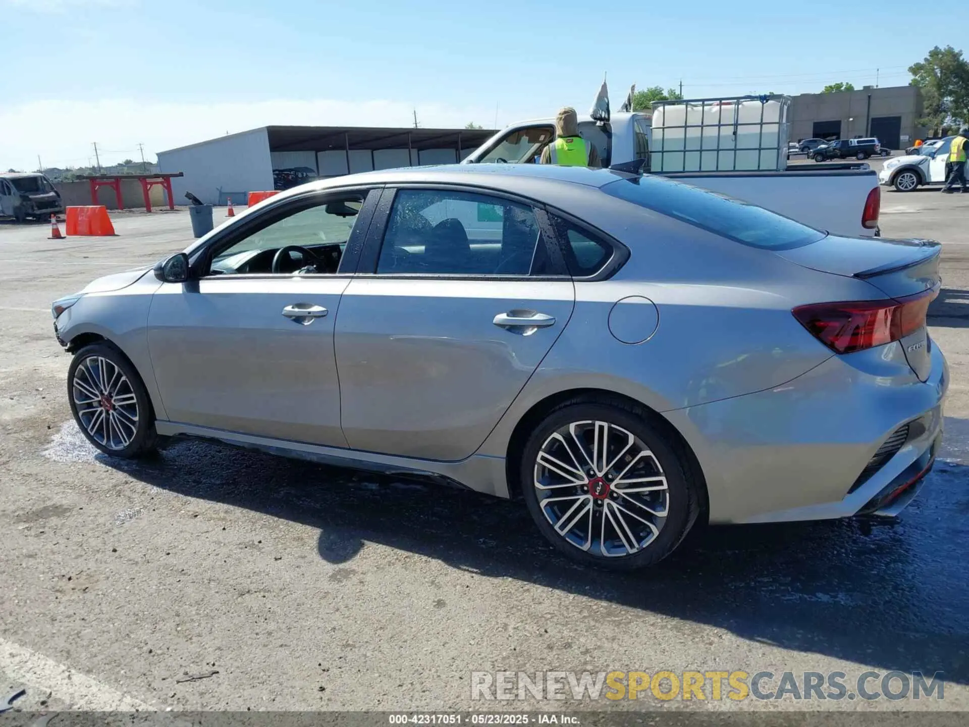 15 Photograph of a damaged car 3KPF44AC8PE593817 KIA FORTE 2023