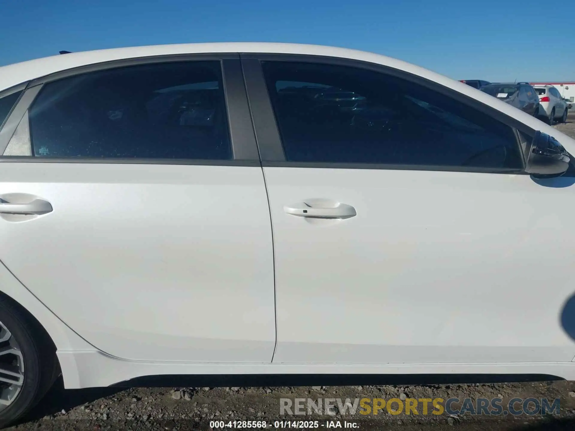13 Photograph of a damaged car 3KPF44AC8PE659072 KIA FORTE 2023