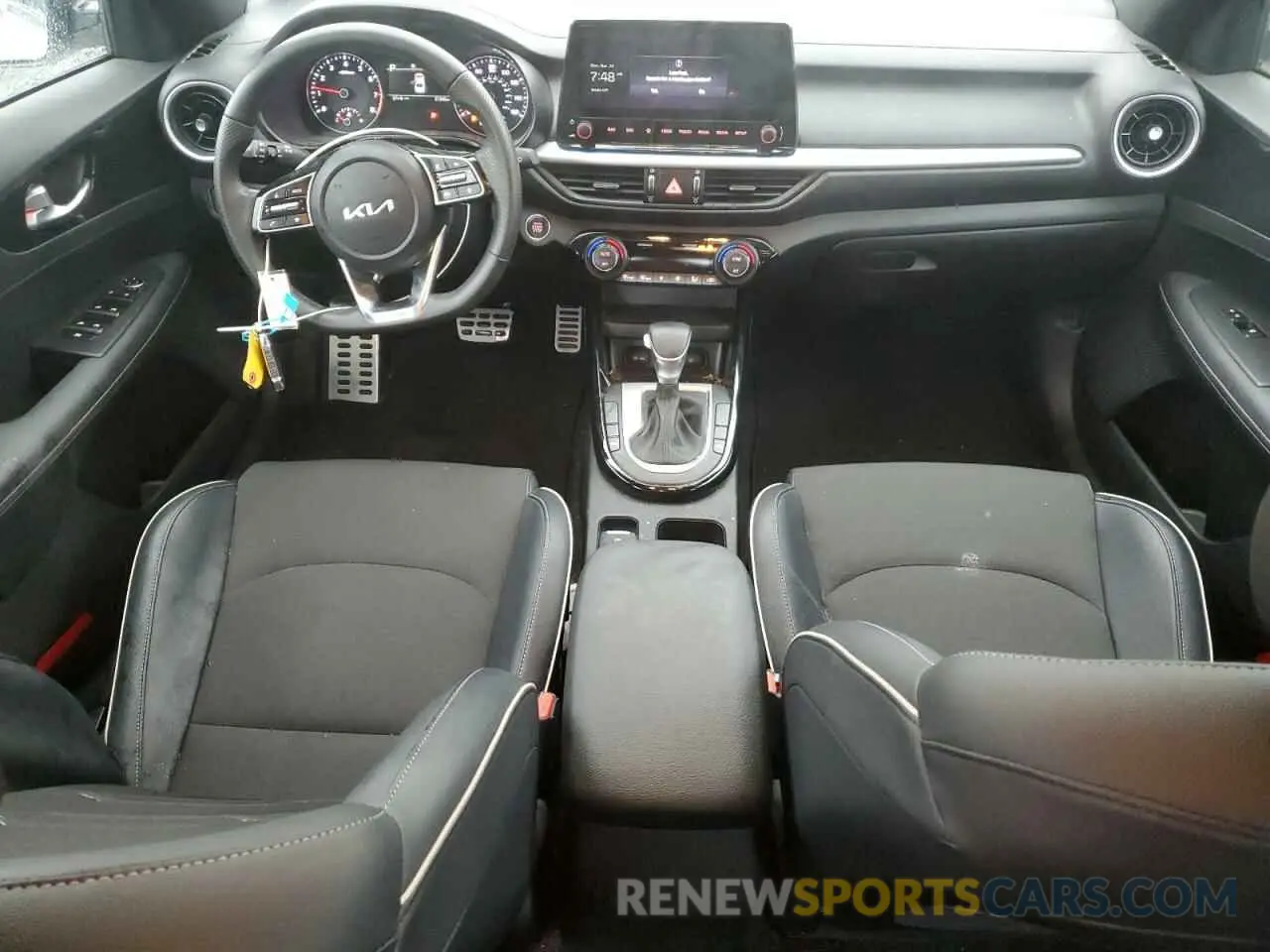 8 Фотография поврежденного автомобиля 3KPF54AD0PE546397 KIA FORTE 2023