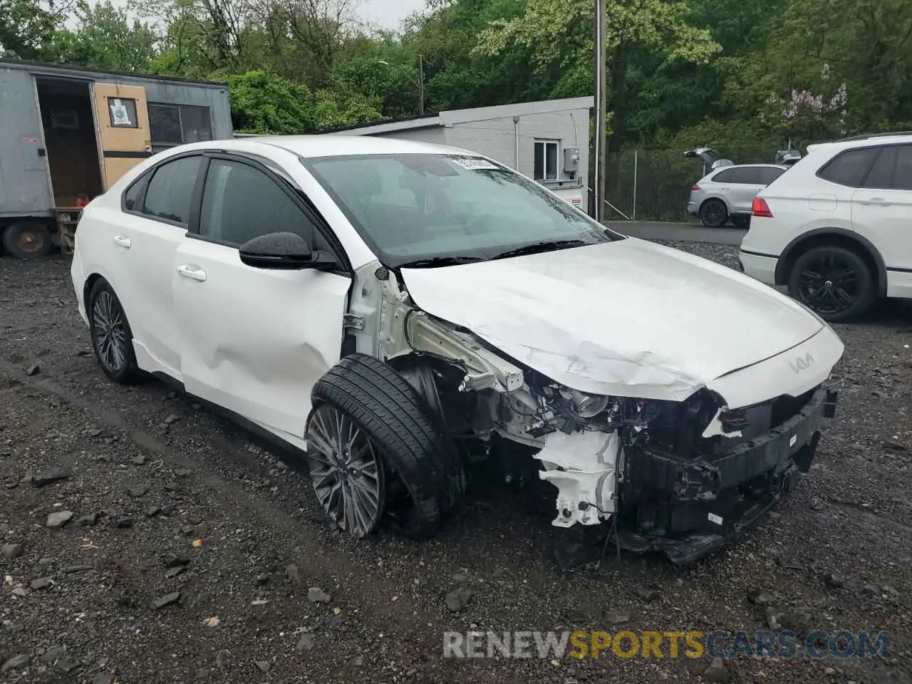 4 Photograph of a damaged car 3KPF54AD0PE568643 KIA FORTE 2023