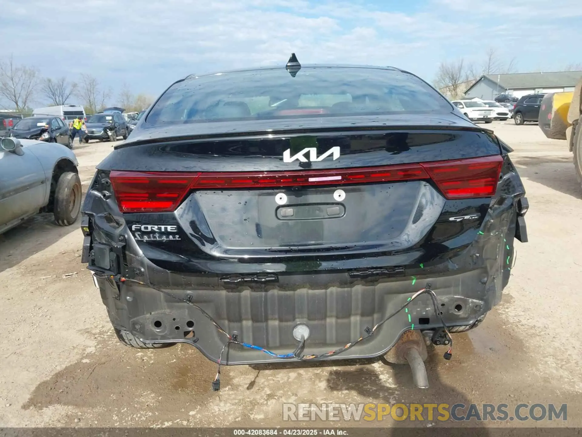17 Фотография поврежденного автомобиля 3KPF54AD0PE601172 KIA FORTE 2023