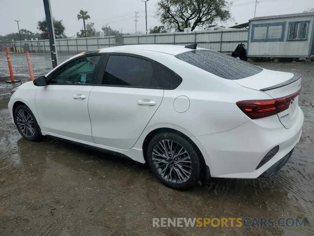 2 Фотография поврежденного автомобиля 3KPF54AD0PE602824 KIA FORTE 2023