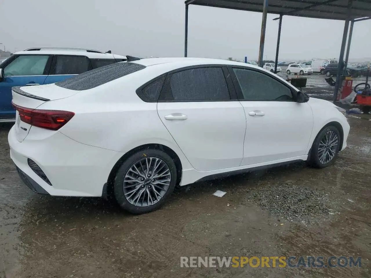 3 Фотография поврежденного автомобиля 3KPF54AD0PE602824 KIA FORTE 2023