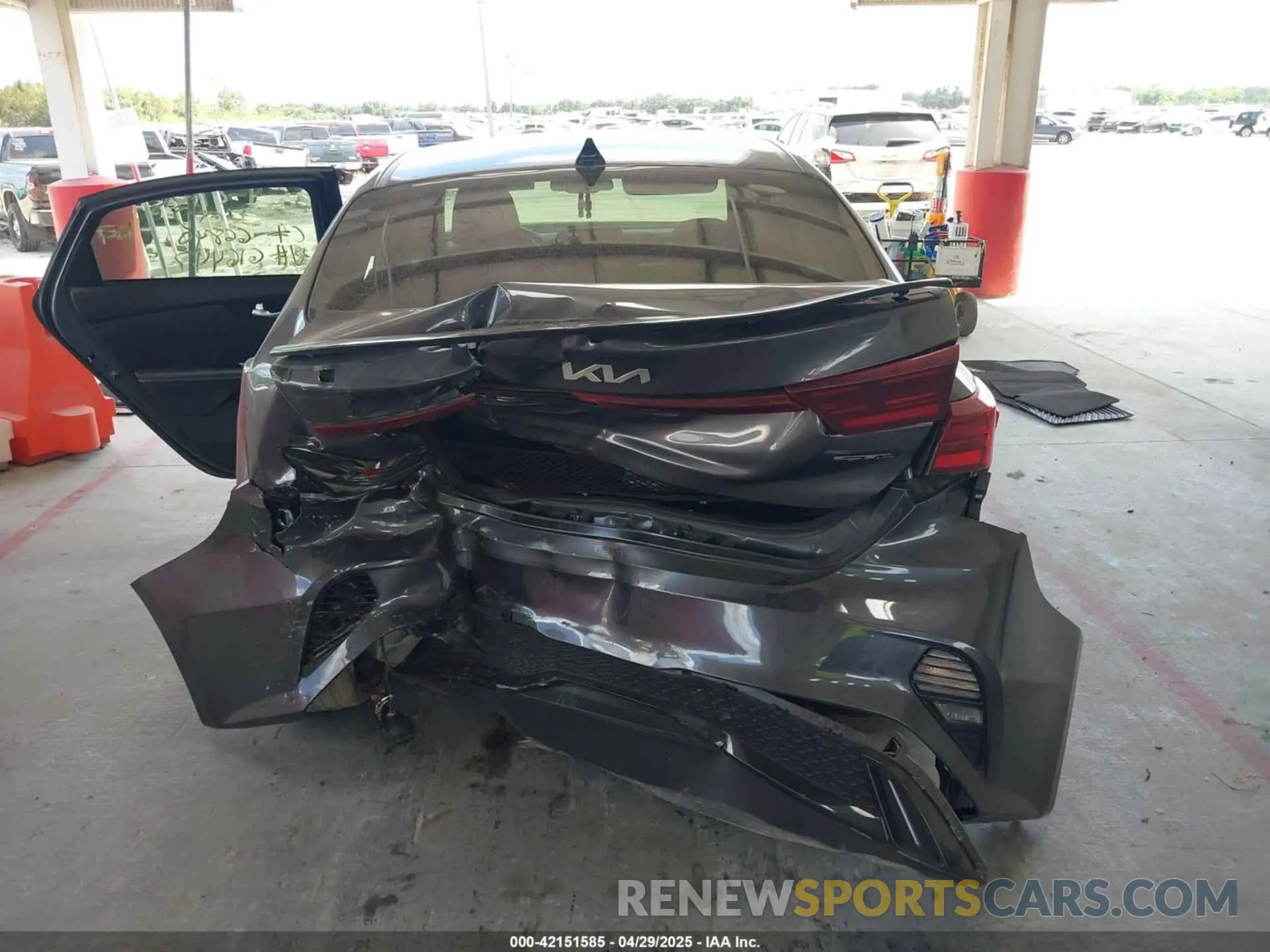 15 Photograph of a damaged car 3KPF54AD0PE616447 KIA FORTE 2023
