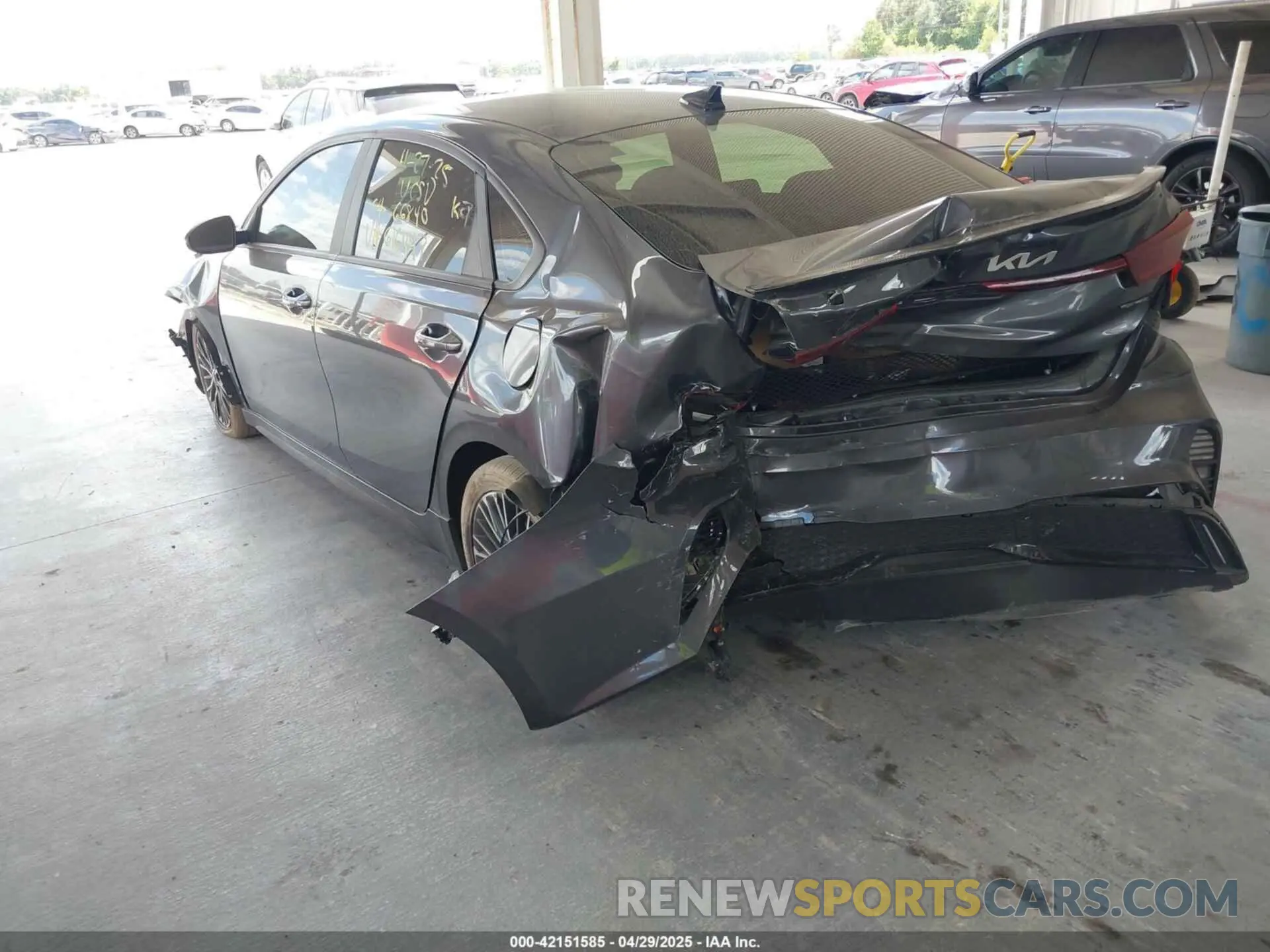 3 Photograph of a damaged car 3KPF54AD0PE616447 KIA FORTE 2023