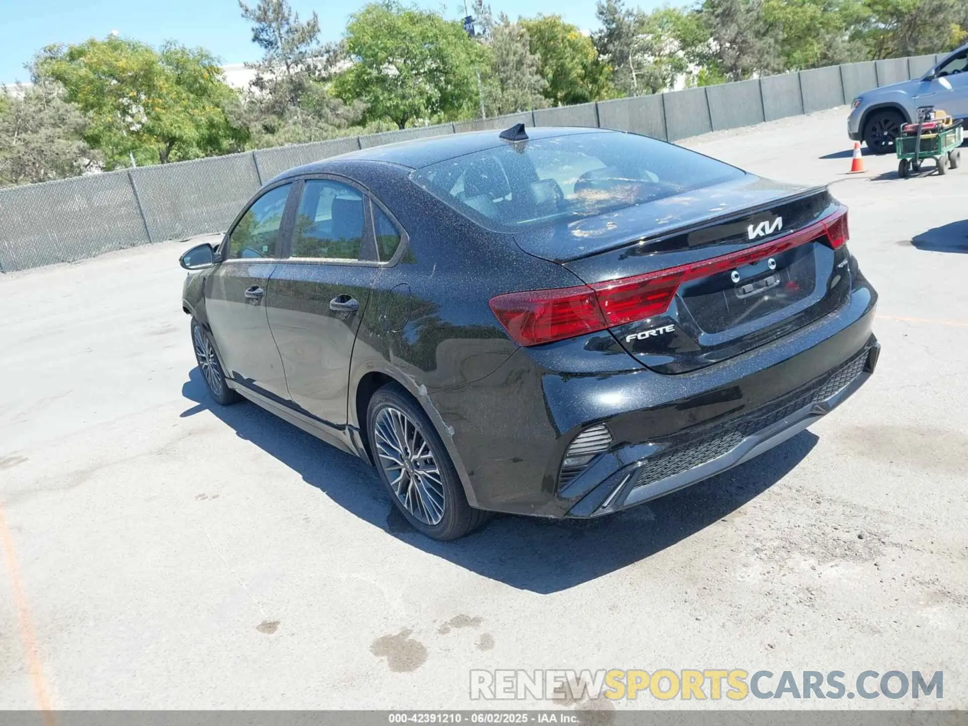 3 Photograph of a damaged car 3KPF54AD0PE688412 KIA FORTE 2023
