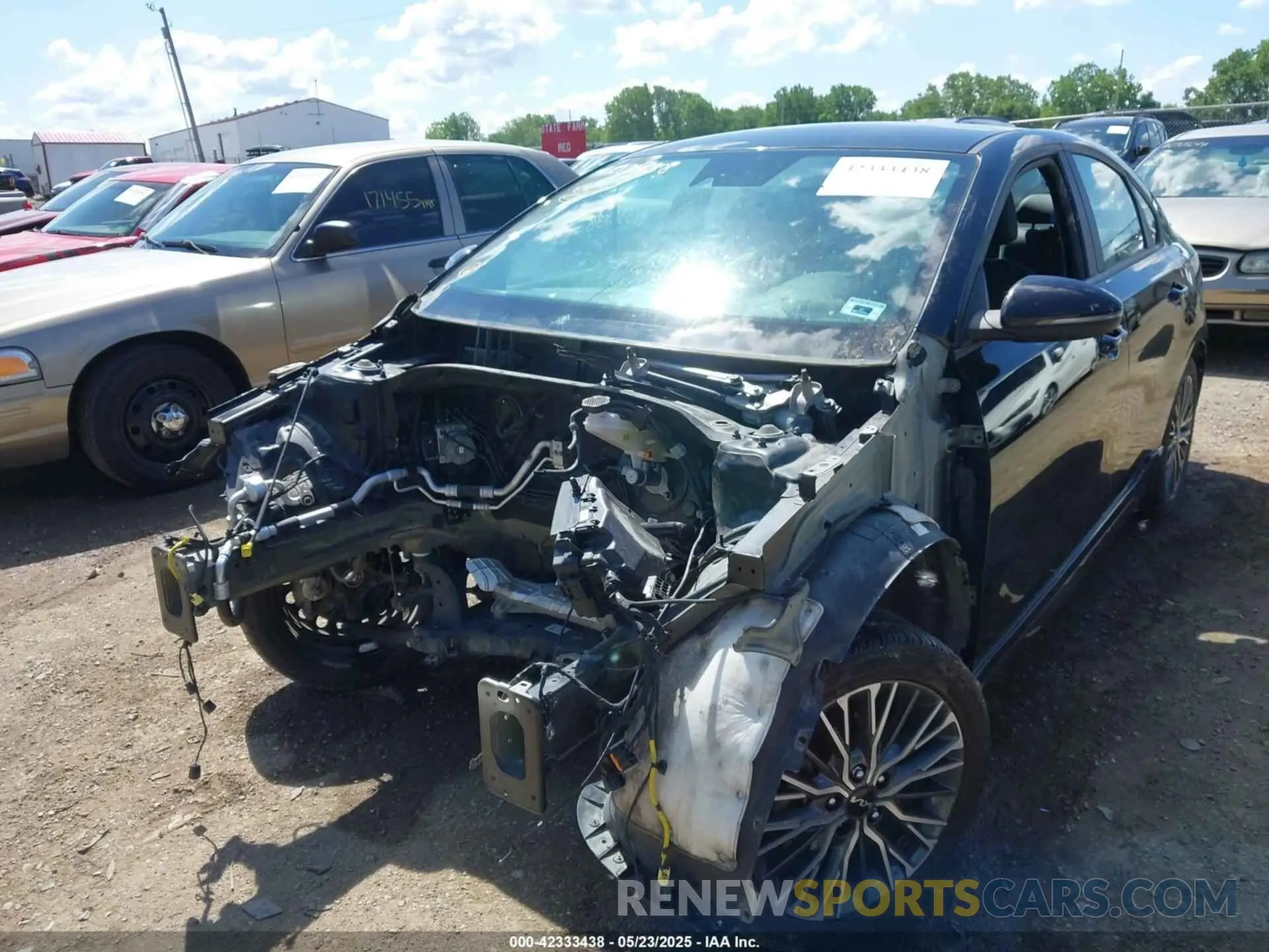 6 Photograph of a damaged car 3KPF54AD1PE558395 KIA FORTE 2023