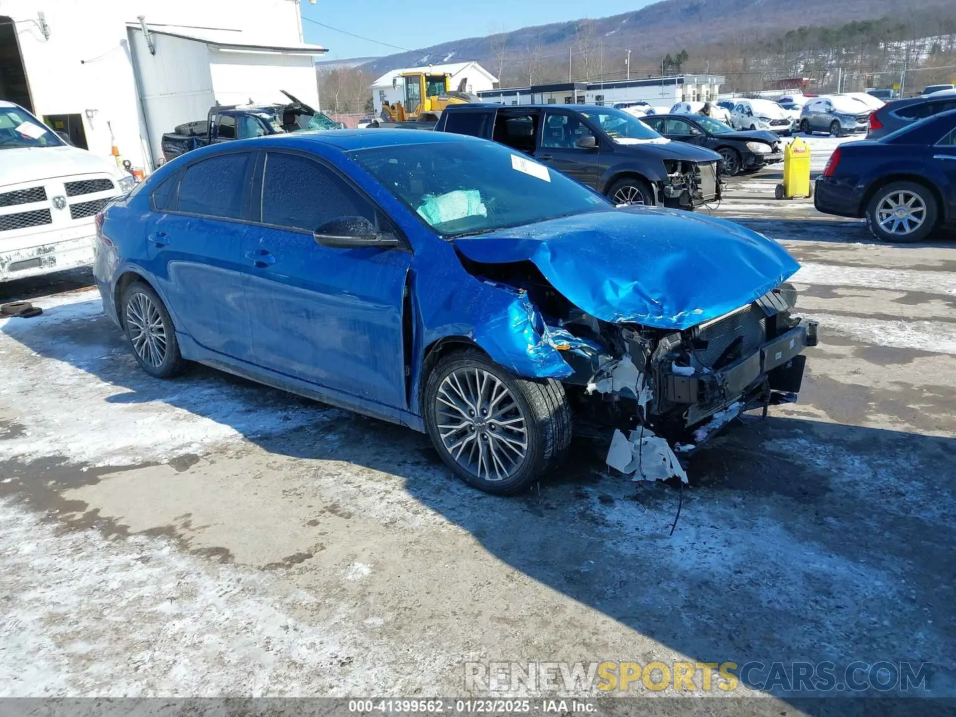 1 Photograph of a damaged car 3KPF54AD1PE559384 KIA FORTE 2023