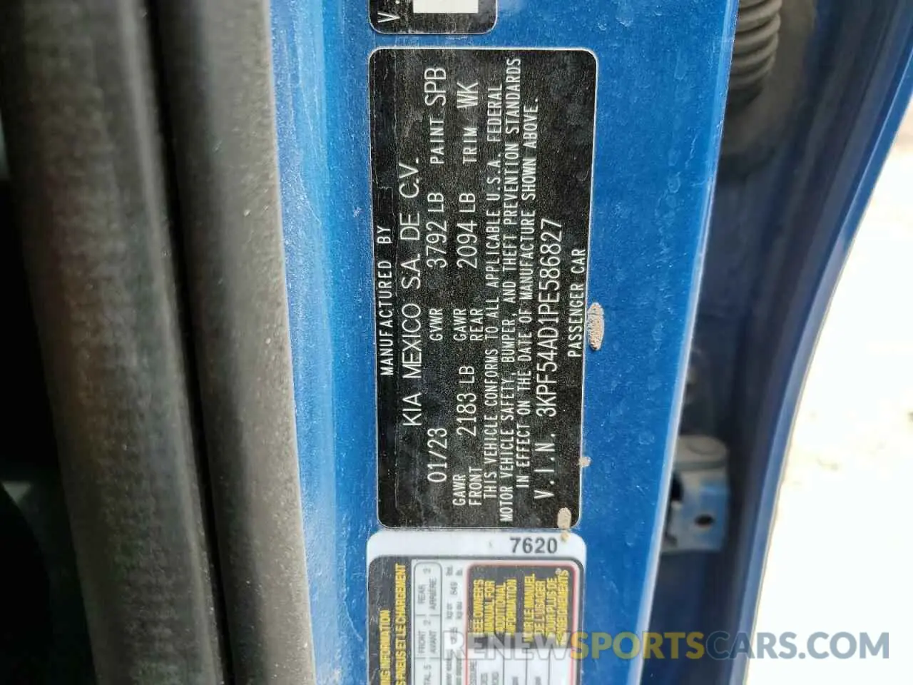 14 Photograph of a damaged car 3KPF54AD1PE586827 KIA FORTE 2023