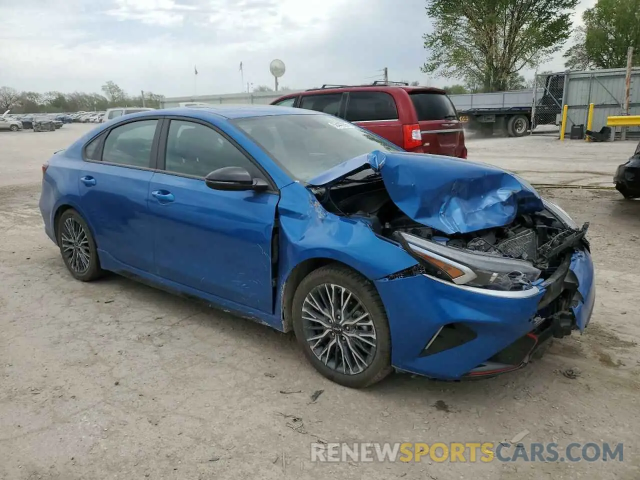 4 Photograph of a damaged car 3KPF54AD1PE586827 KIA FORTE 2023