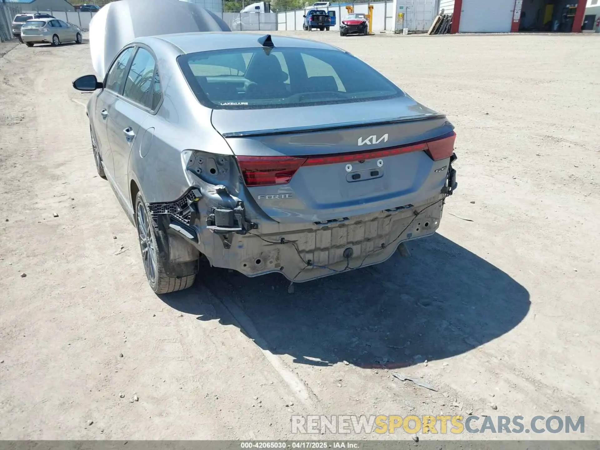 6 Фотография поврежденного автомобиля 3KPF54AD1PE647058 KIA FORTE 2023