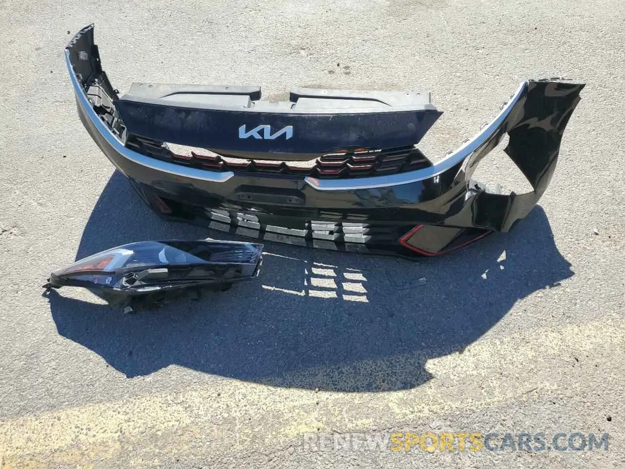 12 Photograph of a damaged car 3KPF54AD1PE681632 KIA FORTE 2023