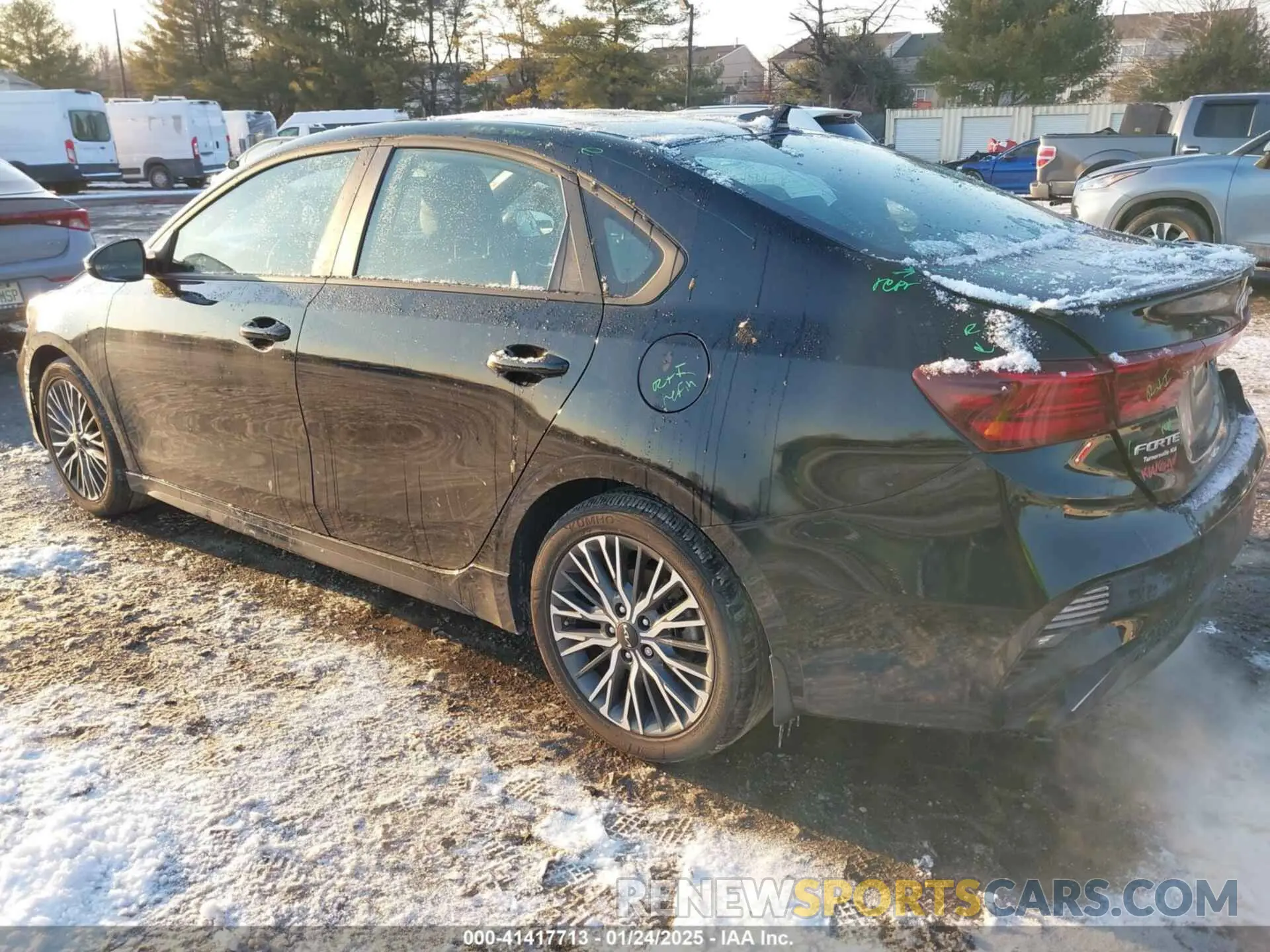 3 Photograph of a damaged car 3KPF54AD2PE534865 KIA FORTE 2023