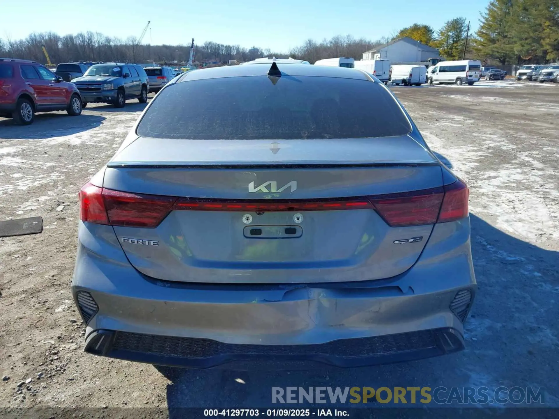 16 Photograph of a damaged car 3KPF54AD2PE562245 KIA FORTE 2023