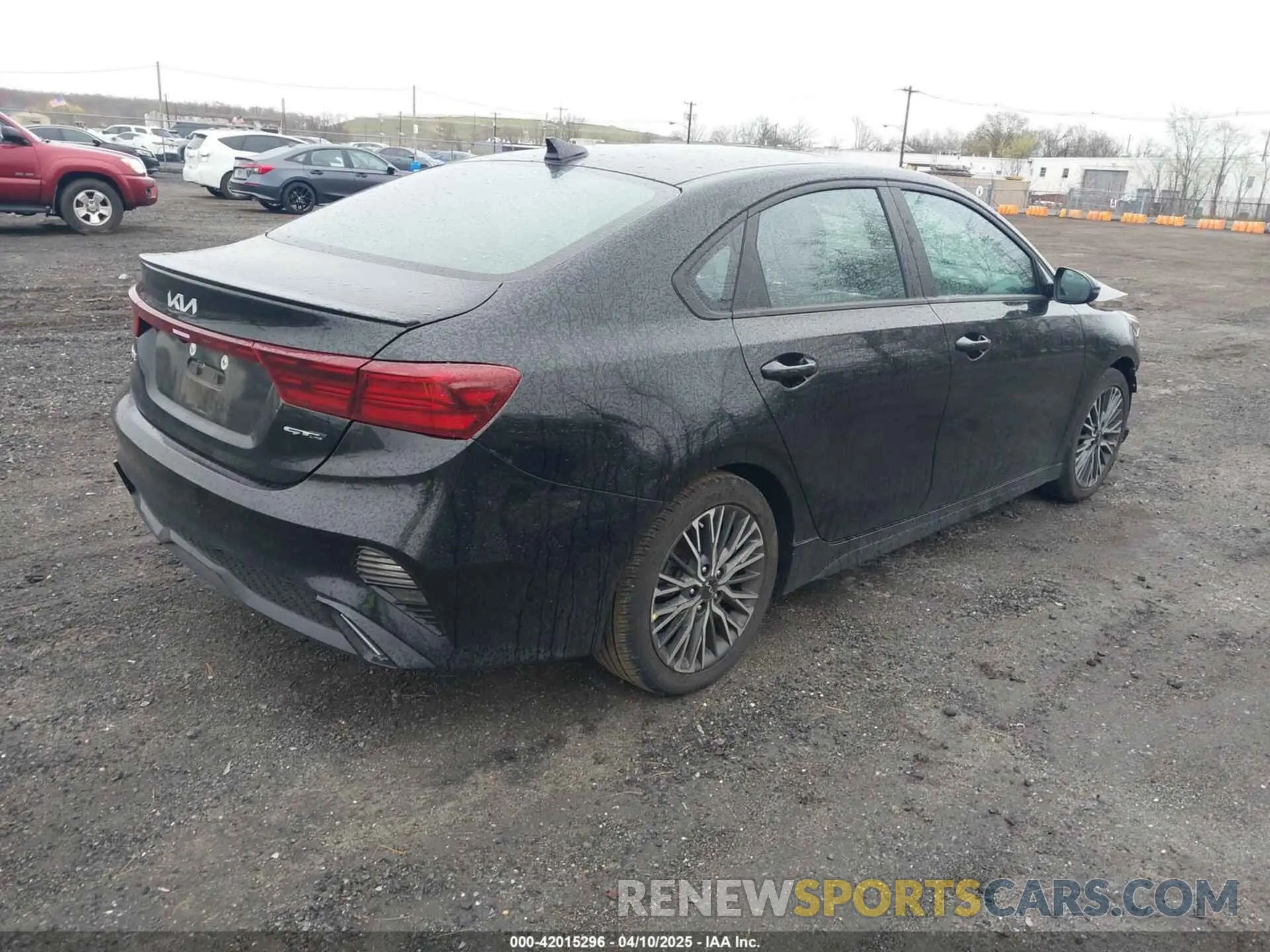 4 Фотография поврежденного автомобиля 3KPF54AD2PE563847 KIA FORTE 2023