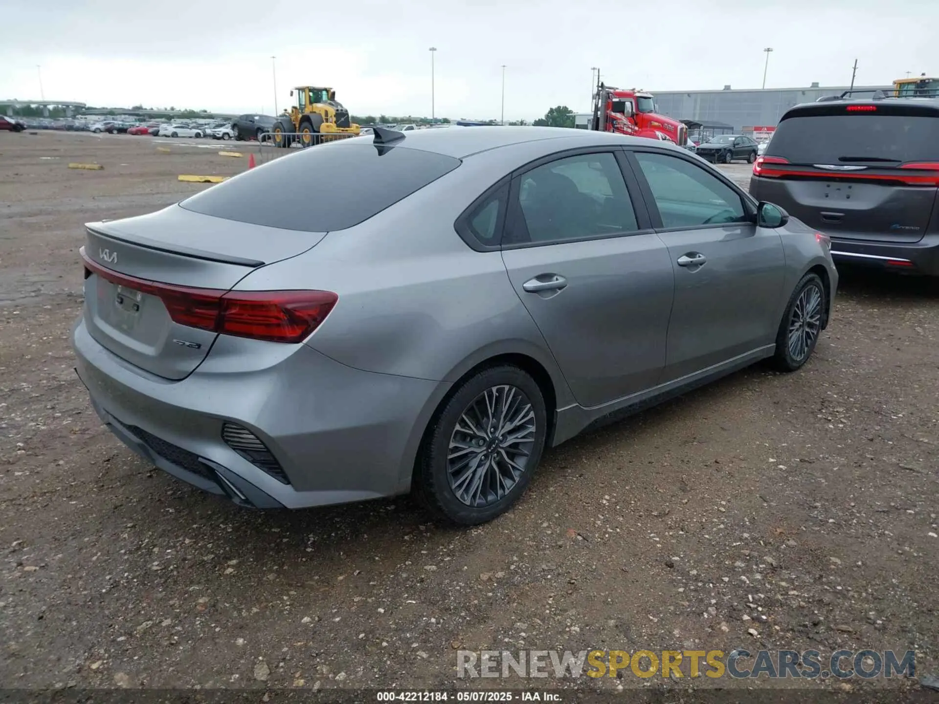 4 Фотография поврежденного автомобиля 3KPF54AD2PE587940 KIA FORTE 2023
