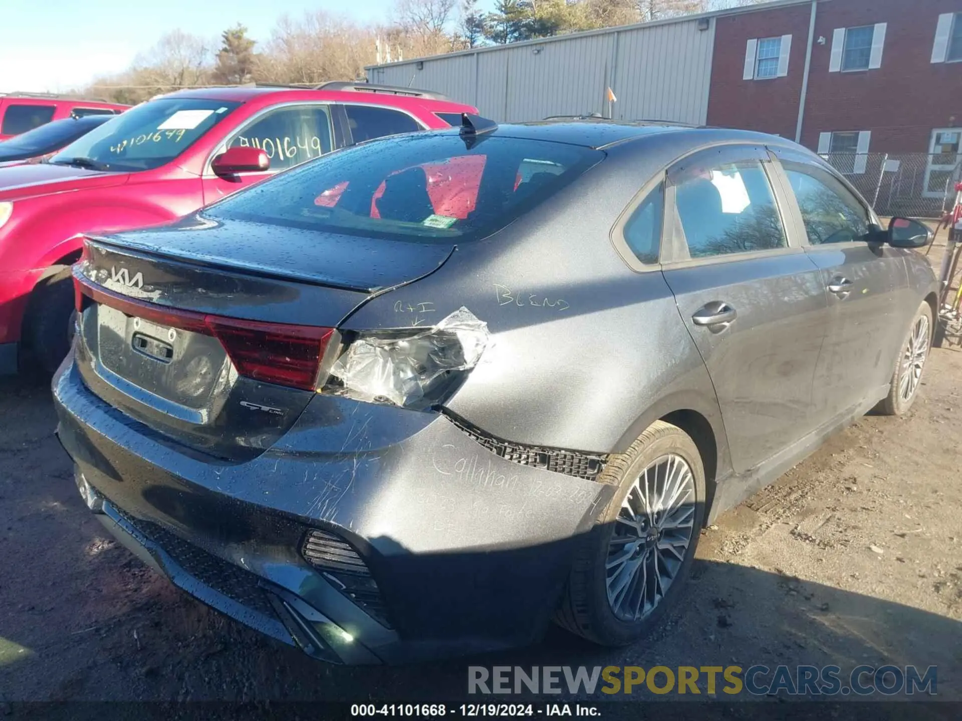 4 Photograph of a damaged car 3KPF54AD2PE610231 KIA FORTE 2023