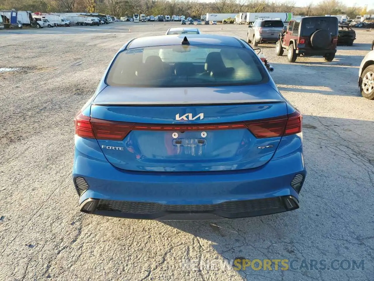 6 Photograph of a damaged car 3KPF54AD2PE616126 KIA FORTE 2023