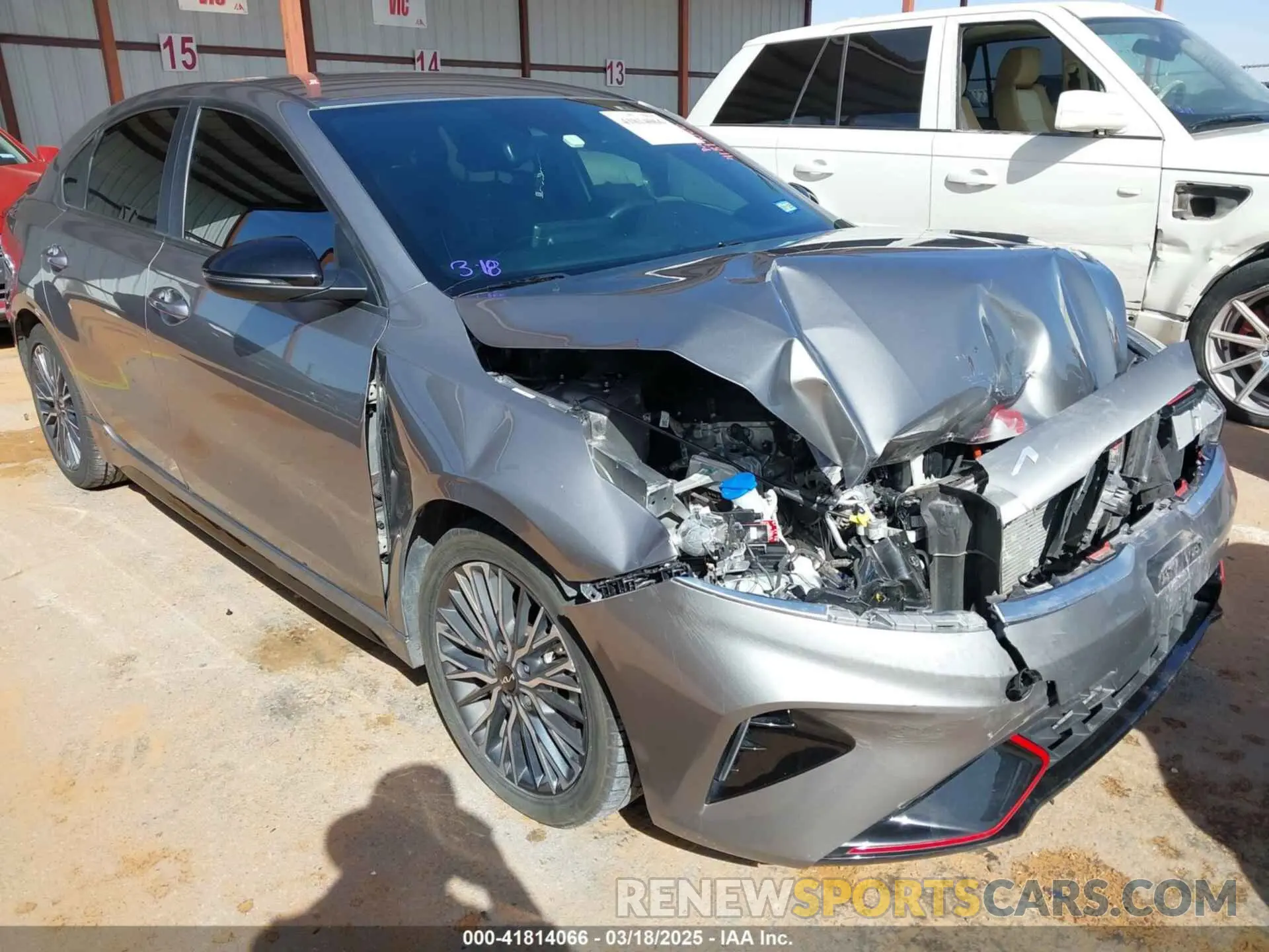 6 Фотография поврежденного автомобиля 3KPF54AD3PE586232 KIA FORTE 2023