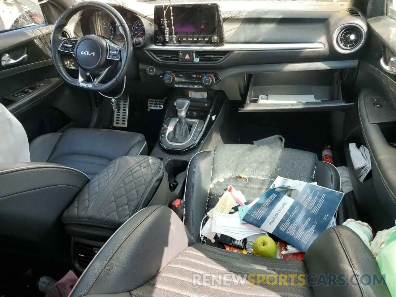 8 Photograph of a damaged car 3KPF54AD3PE613817 KIA FORTE 2023