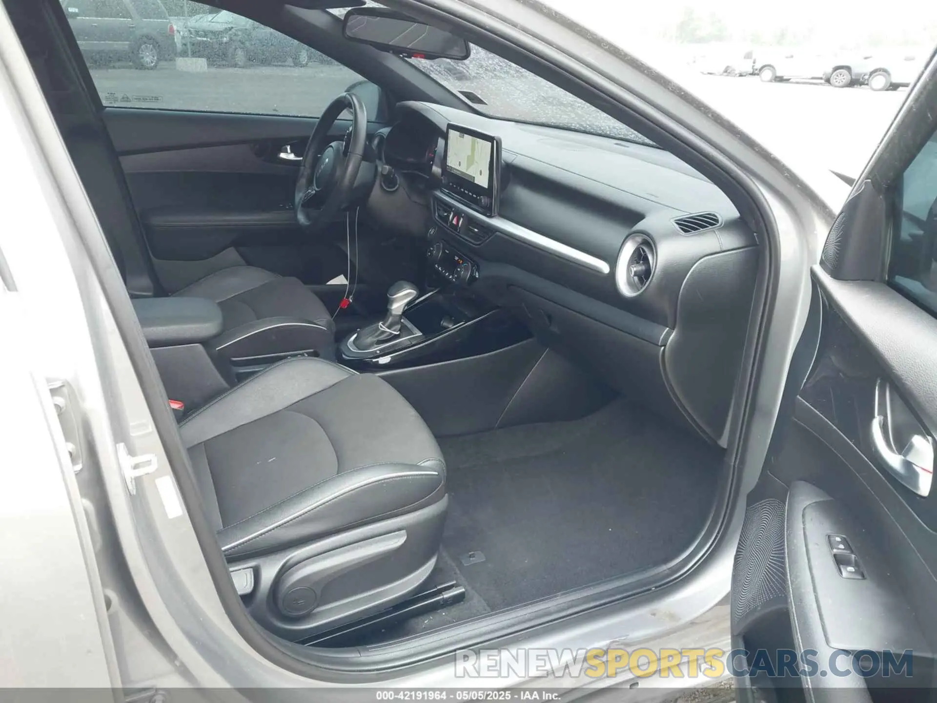 5 Фотография поврежденного автомобиля 3KPF54AD3PE684578 KIA FORTE 2023