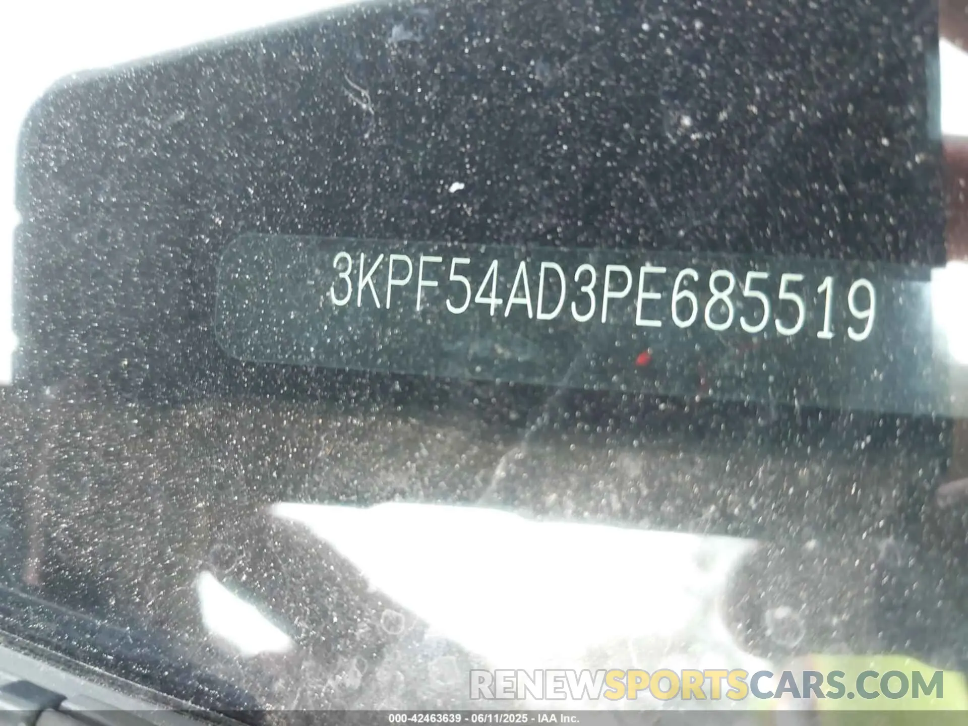 17 Photograph of a damaged car 3KPF54AD3PE685519 KIA FORTE 2023