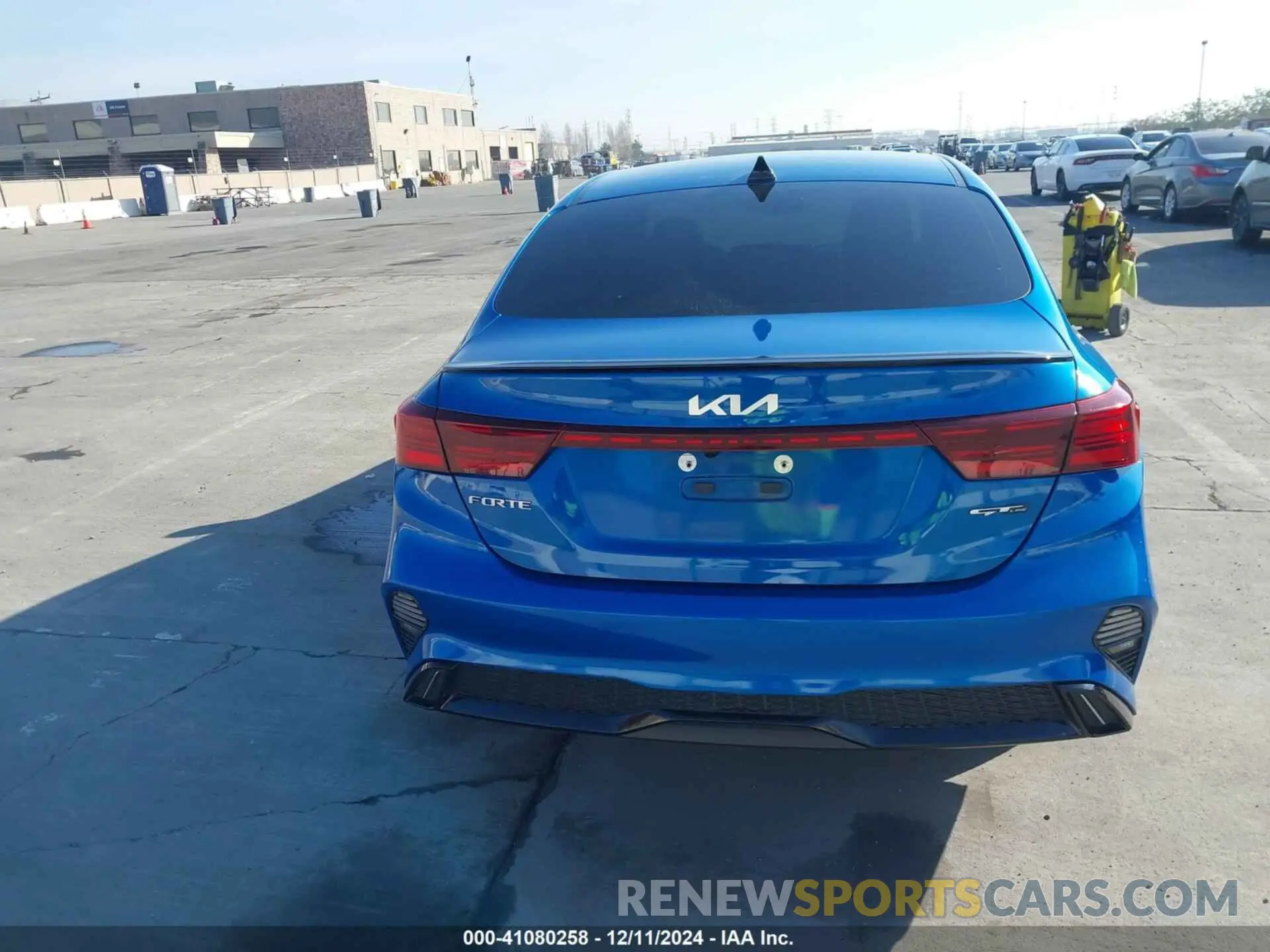 17 Photograph of a damaged car 3KPF54AD4PE538710 KIA FORTE 2023