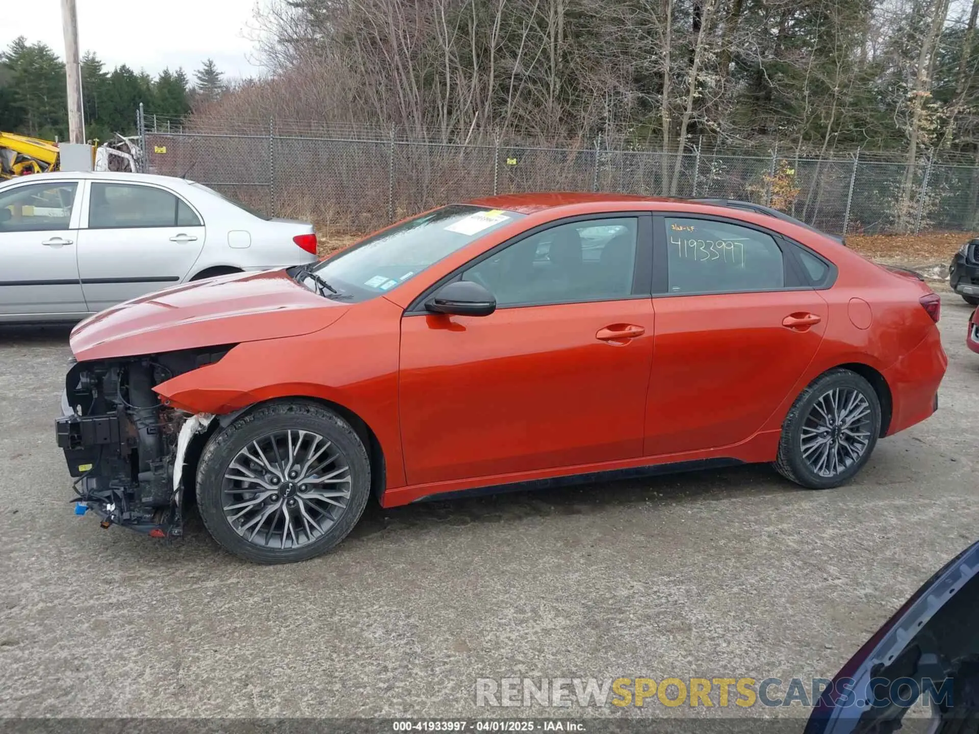 15 Photograph of a damaged car 3KPF54AD4PE560013 KIA FORTE 2023