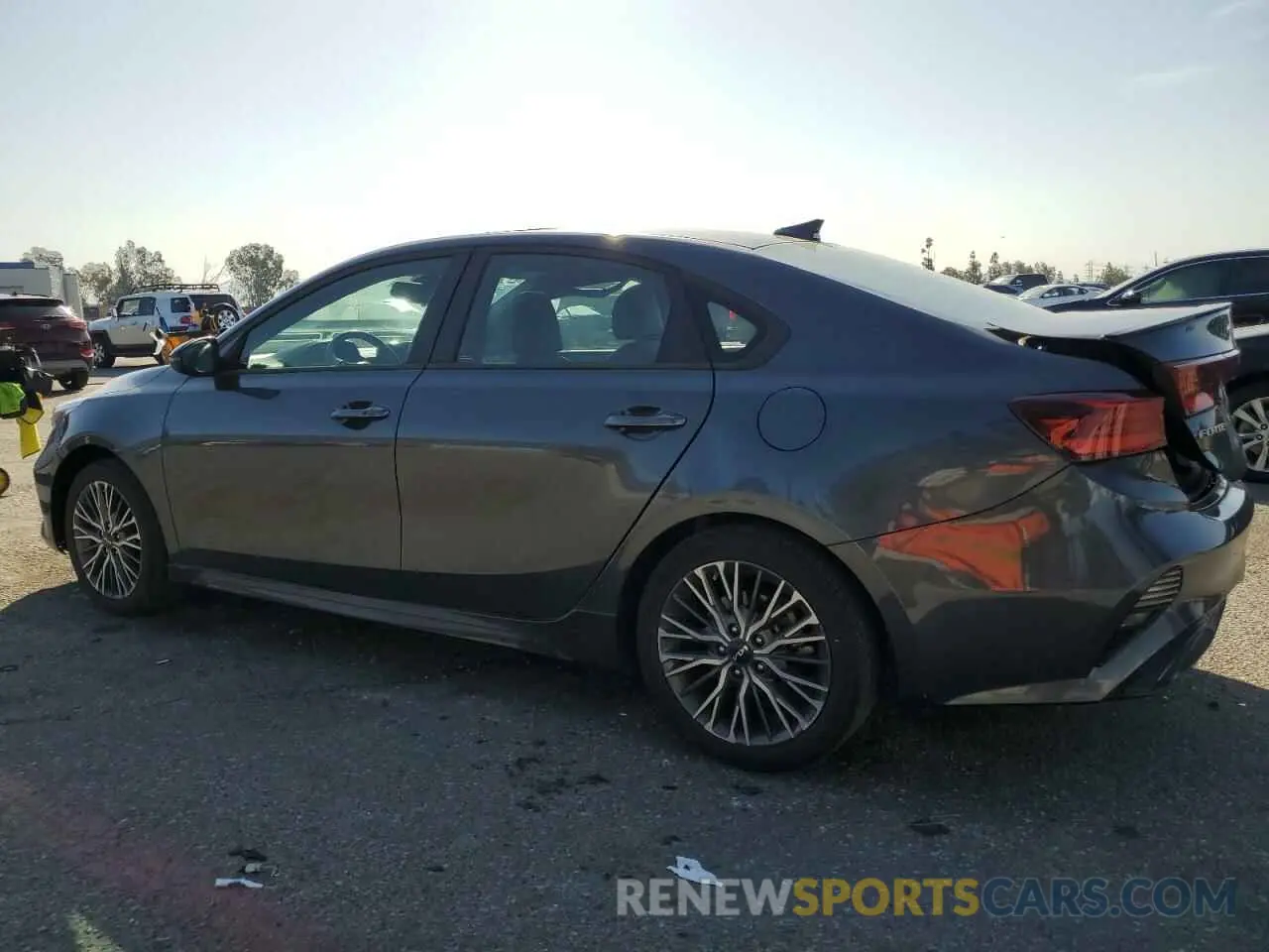 2 Фотография поврежденного автомобиля 3KPF54AD4PE560965 KIA FORTE 2023