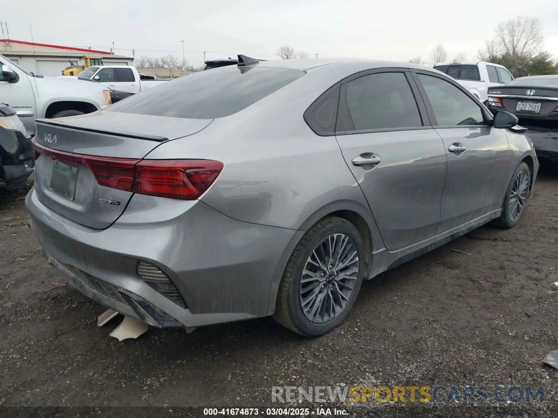 4 Фотография поврежденного автомобиля 3KPF54AD4PE568936 KIA FORTE 2023
