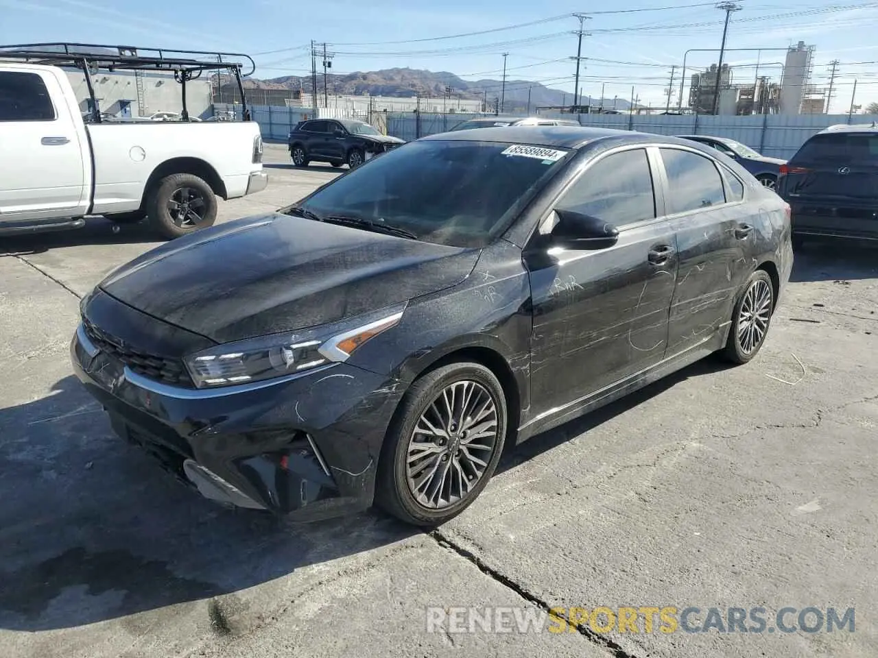 1 Фотография поврежденного автомобиля 3KPF54AD4PE573599 KIA FORTE 2023