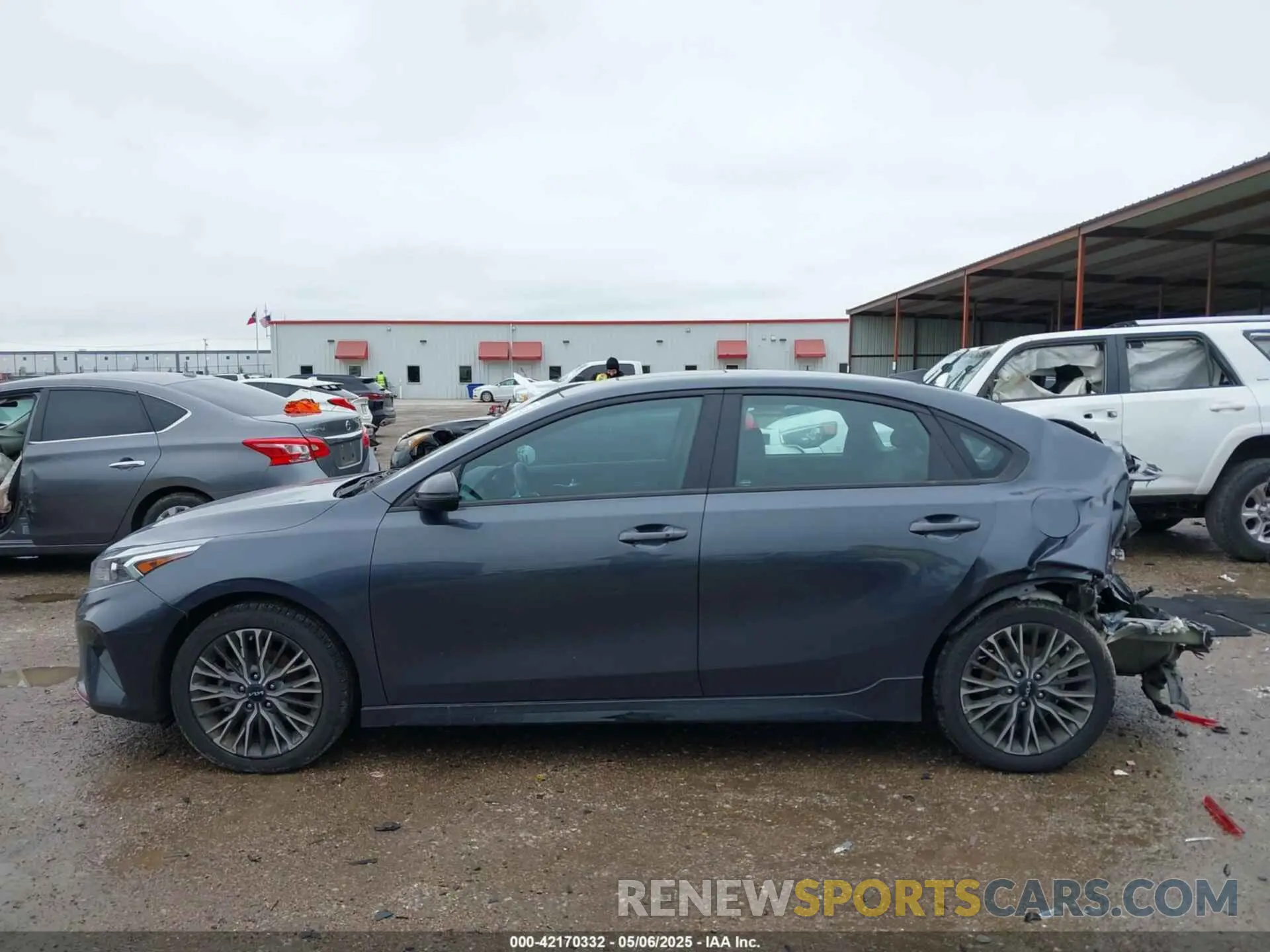 14 Photograph of a damaged car 3KPF54AD4PE602650 KIA FORTE 2023